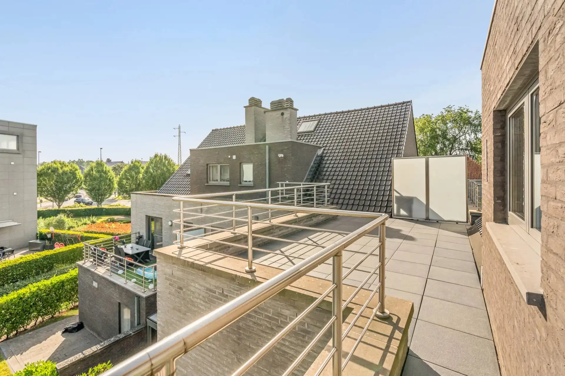 Instapklaar appartement met ruim terras in Heusden foto 19