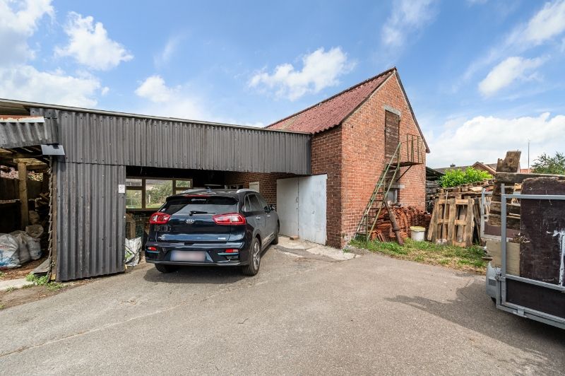 Landelijke woning met schuur op 816m² nabij Knesselare foto 23