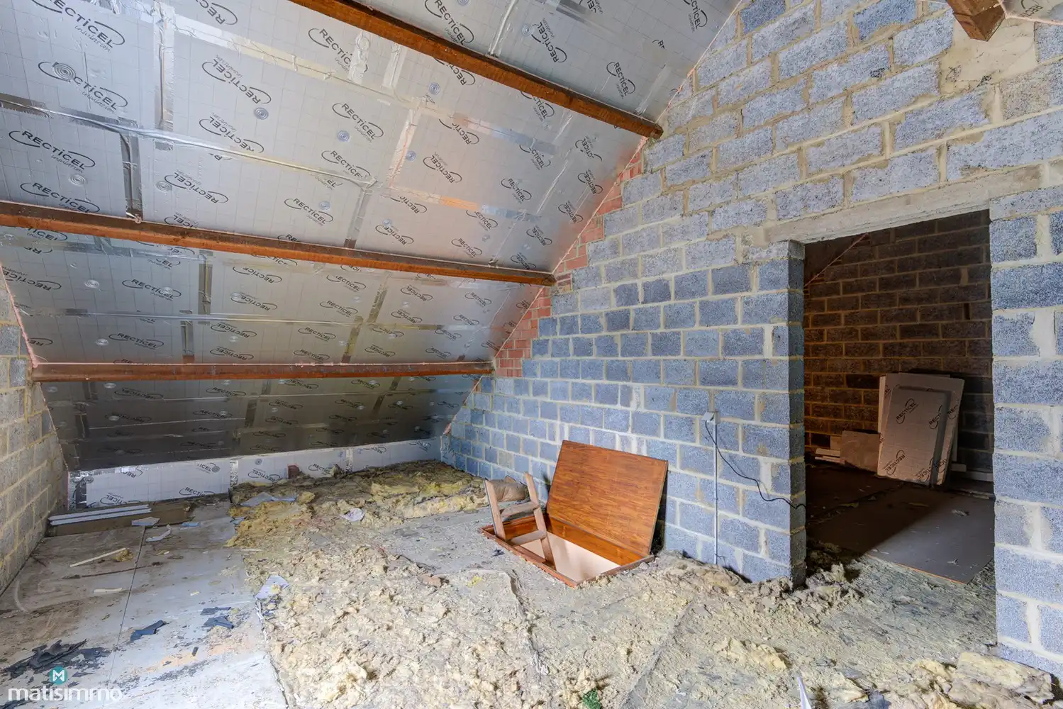 VOLLEDIG ONDERKELDERDE WONING MET 3 TOT 5 SLAAPKAMERS, GARAGE EN ZICHT OP HET GROEN TE KLEINE-SPOUWEN foto 23