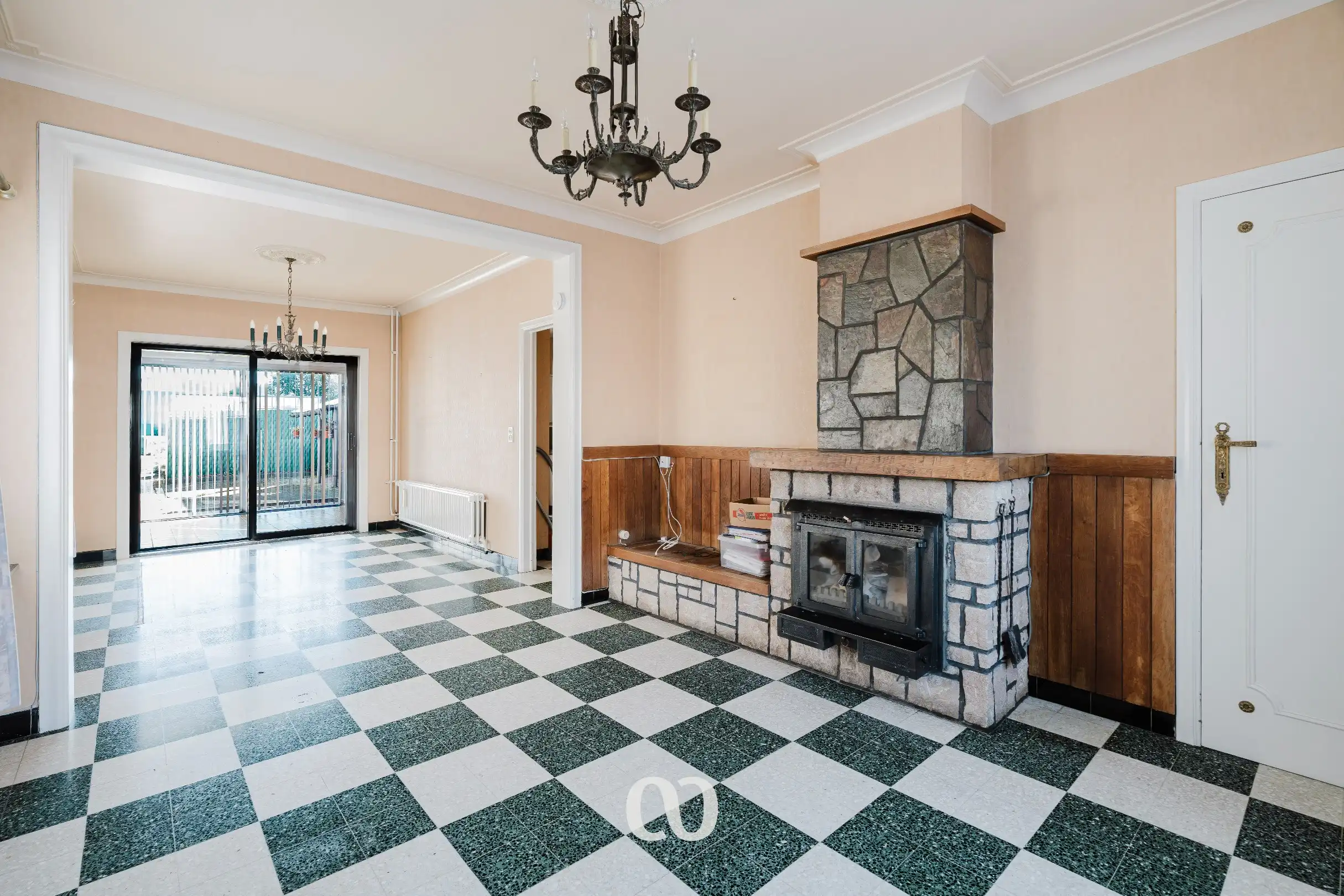 Stevige gezinswoning met tuin en garage nabij het centrum van Oudenaarde foto 3