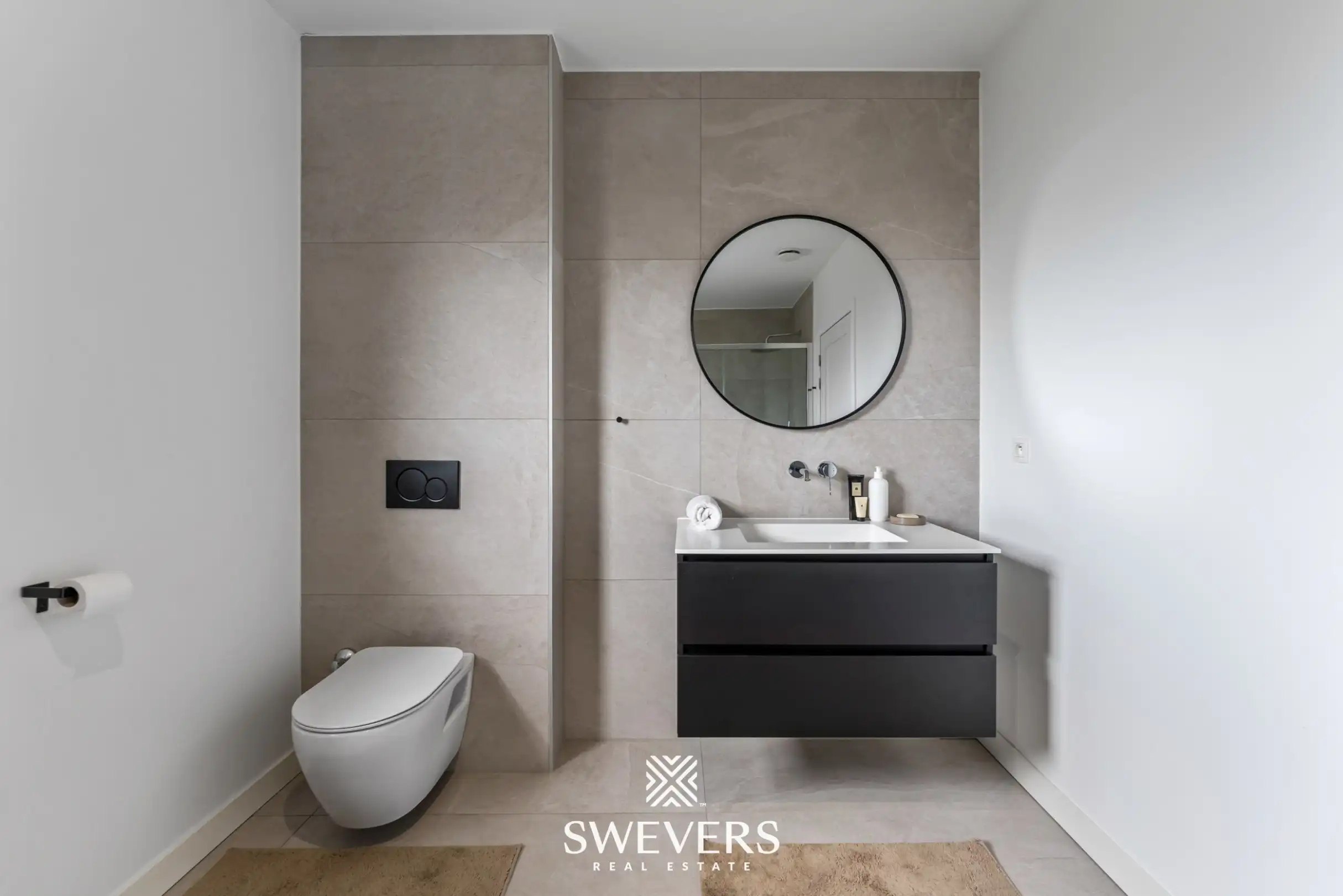 Imposante BEN-villa met luxe-afwerking foto 31