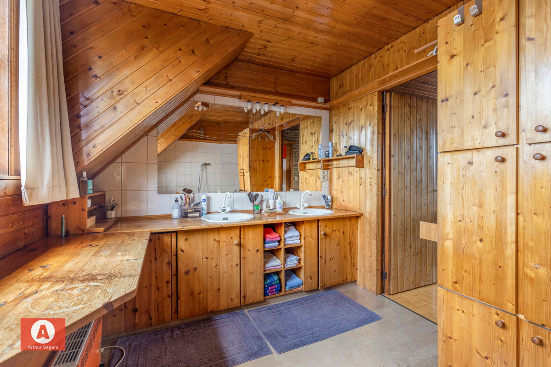 Karaktervolle villa met ruime tuin en tal van mogelijkheden  foto 24
