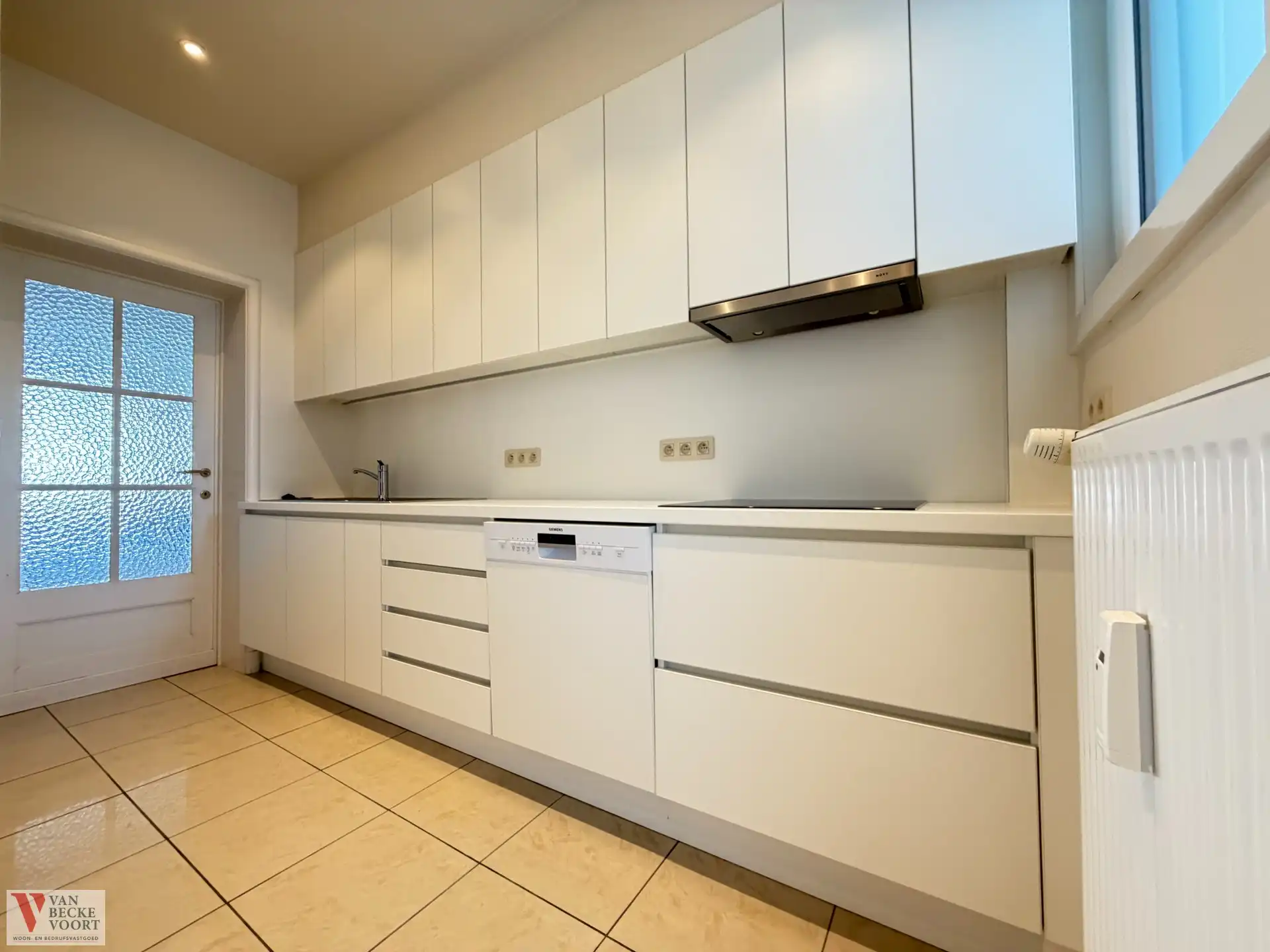 Appartement met drie slaapkamers en open zicht foto 6