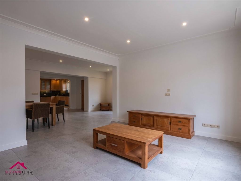 Gerenoveerde vrijstaande woning foto 13
