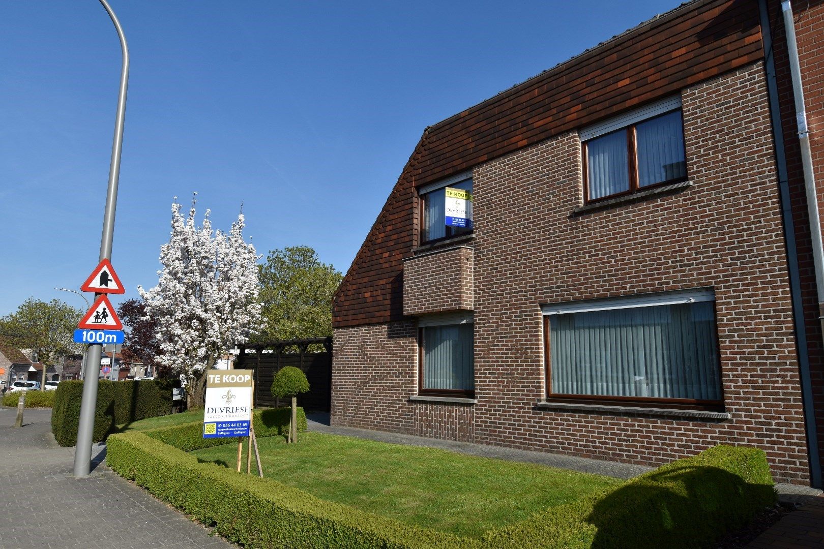 Verzorgde hoekwoning te koop op Heule Watermolen foto 2