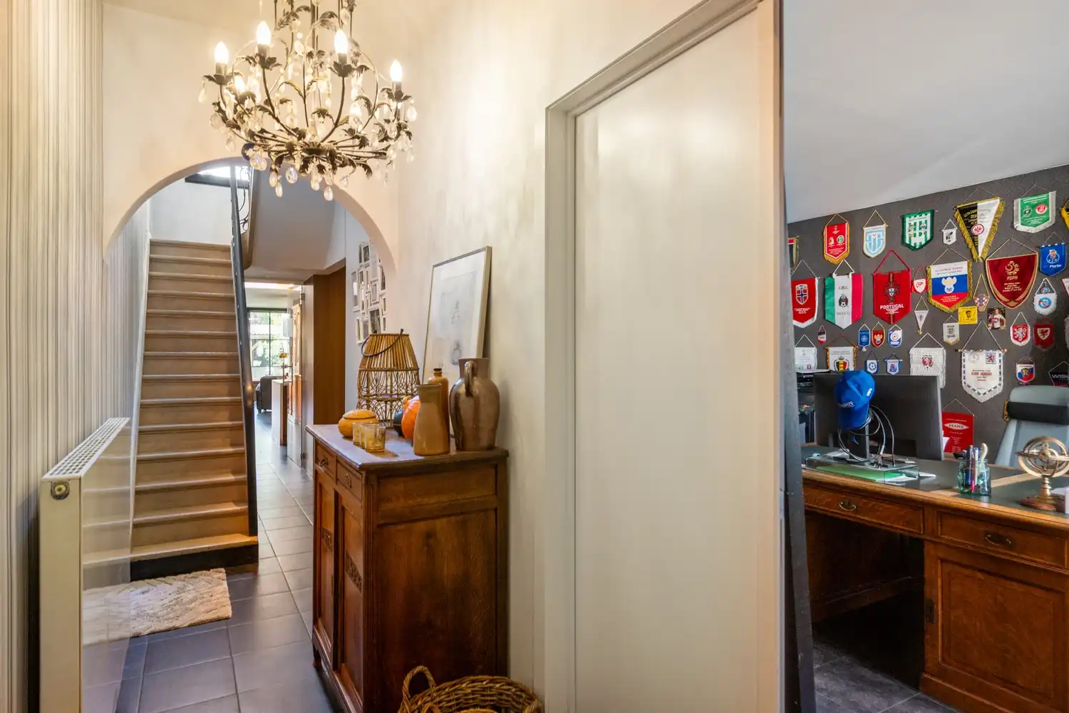 Ruime instapklare woning met 3 slpkrs op een toplocatie in Lier foto 2