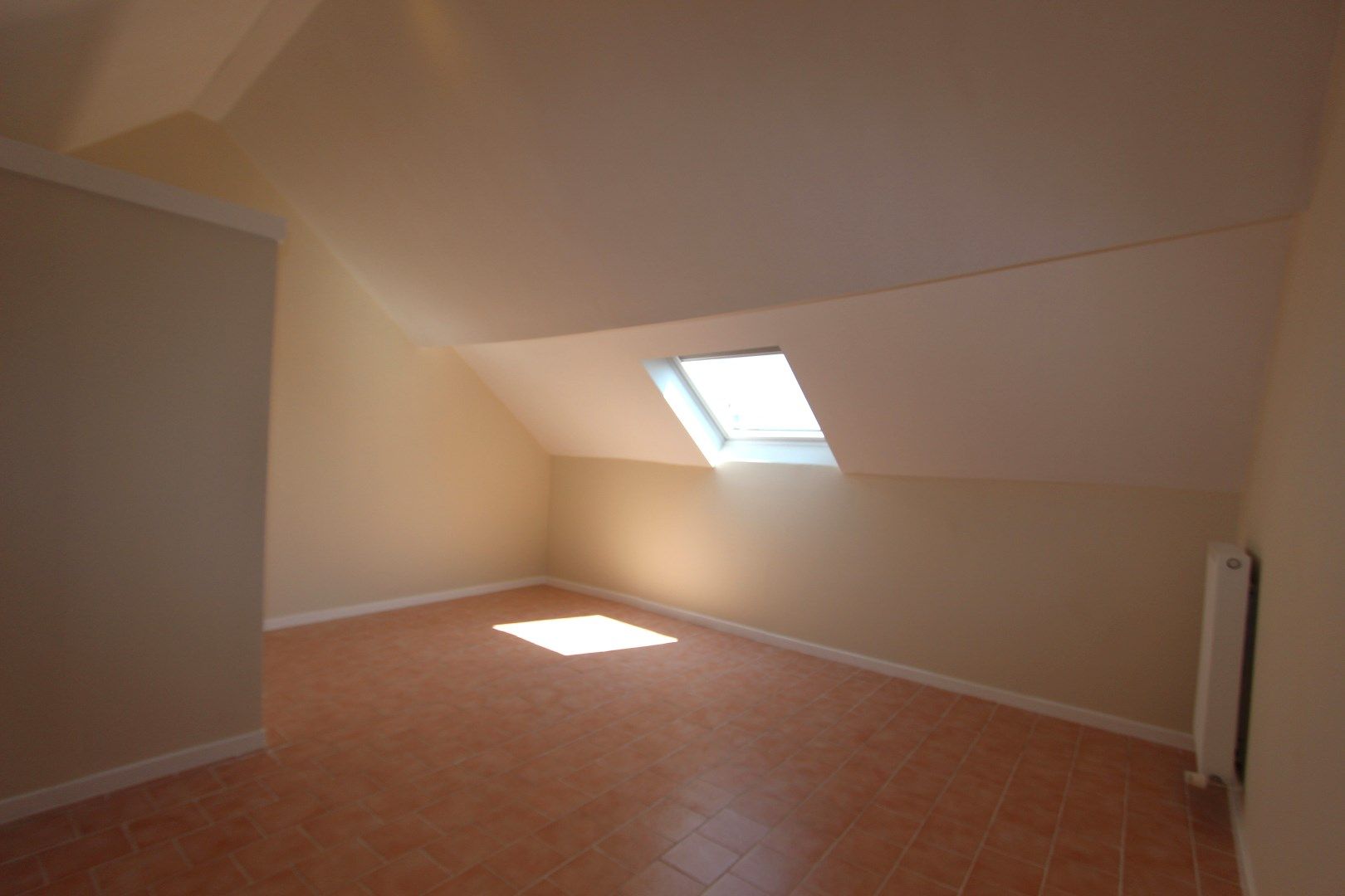 MOOI VERNIEUWDE WONING MET TUIN foto 18
