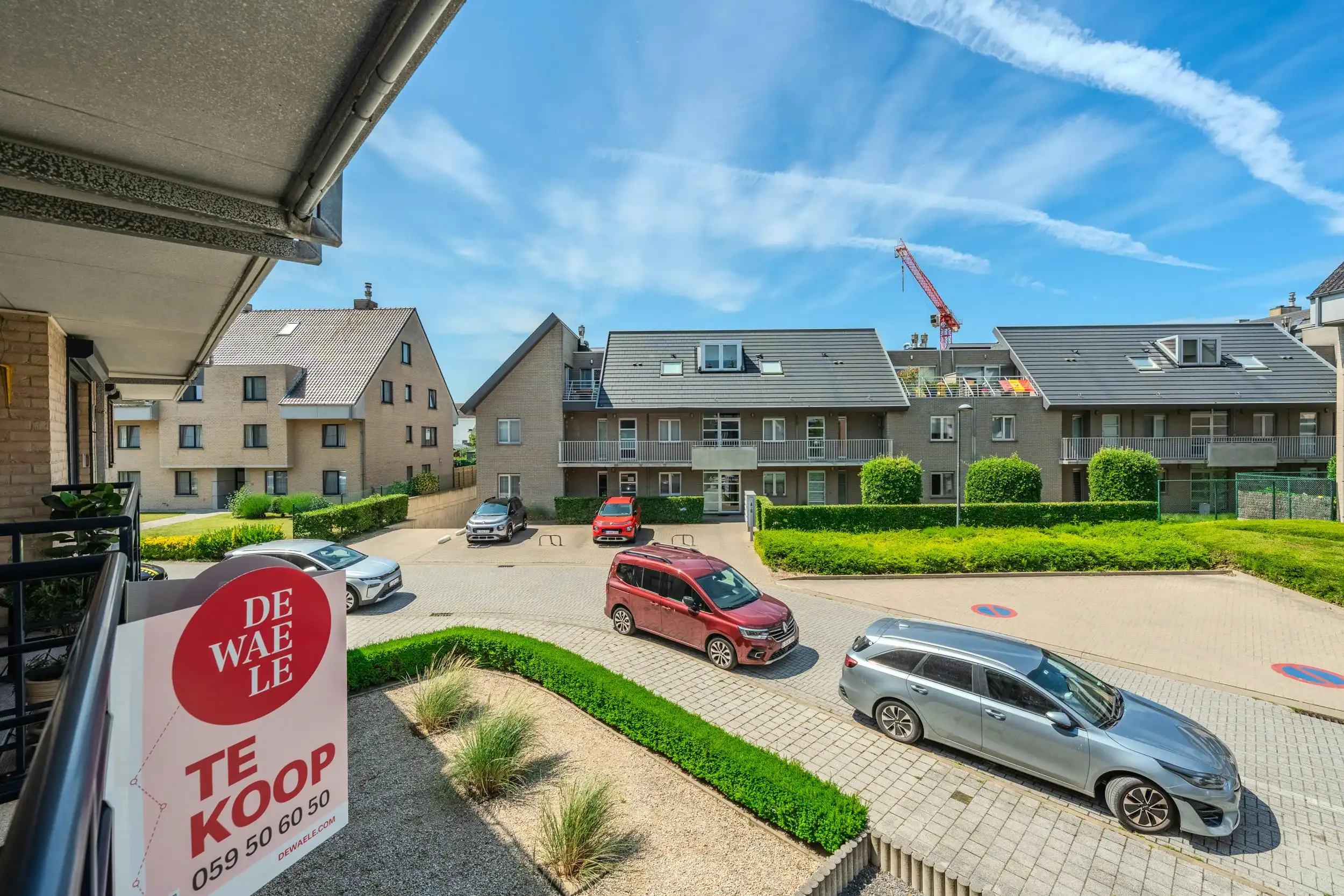 Instapklaar appartement met 2 slaapkamers op rustige ligging foto 2