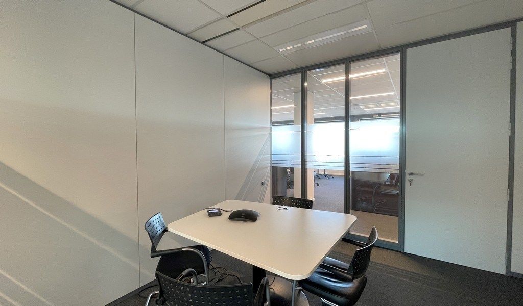 Gelijkvloers kantoor te huur in The Sage in Berchem foto 11