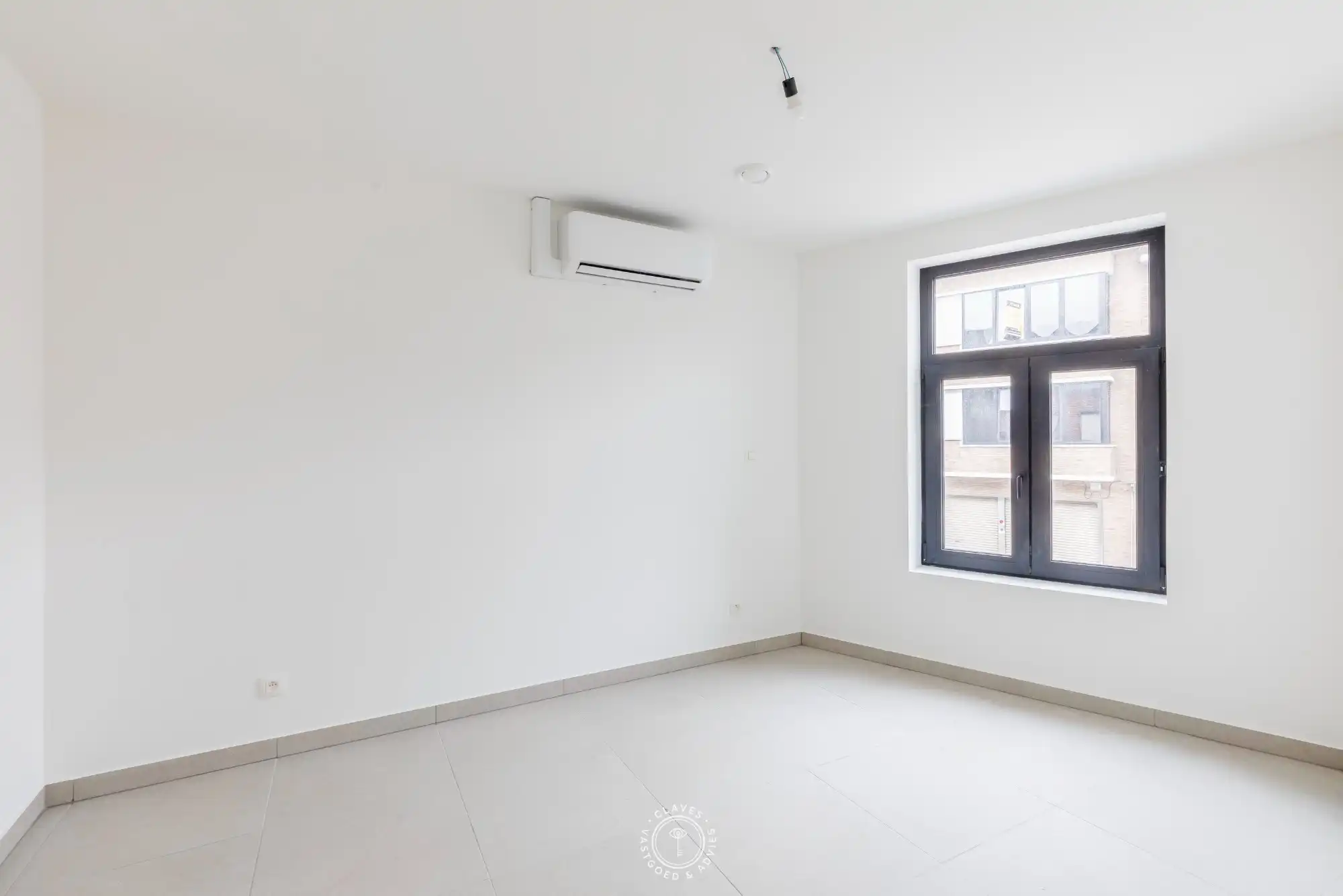 Energetisch gerenoveerd tweeslaapkamer appartement met zeer royaal terras foto 8