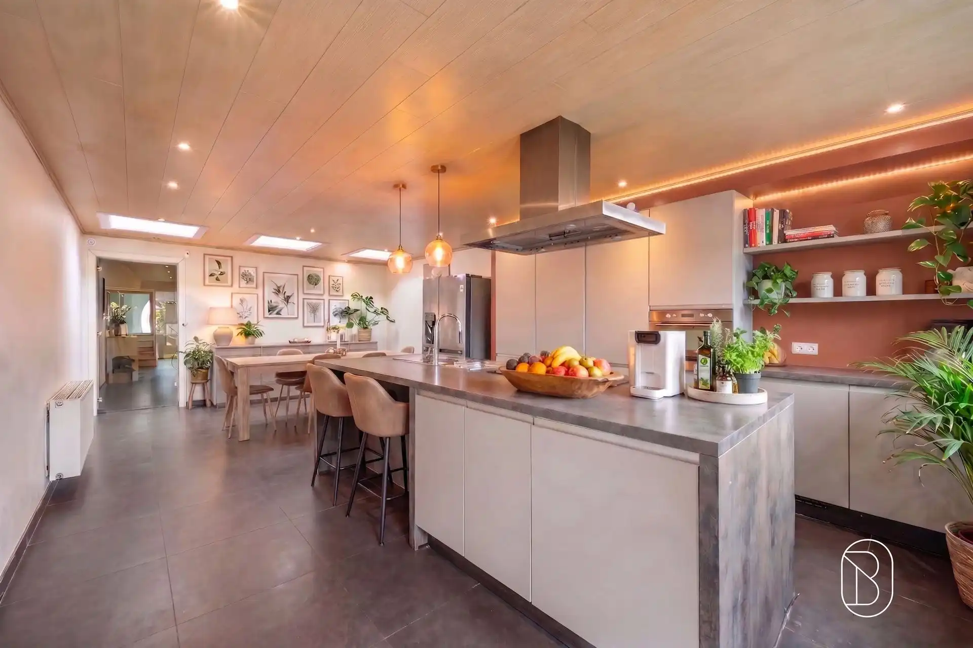 Instapklare karakterwoning met tuin en 4 slpks in Ronse foto 2