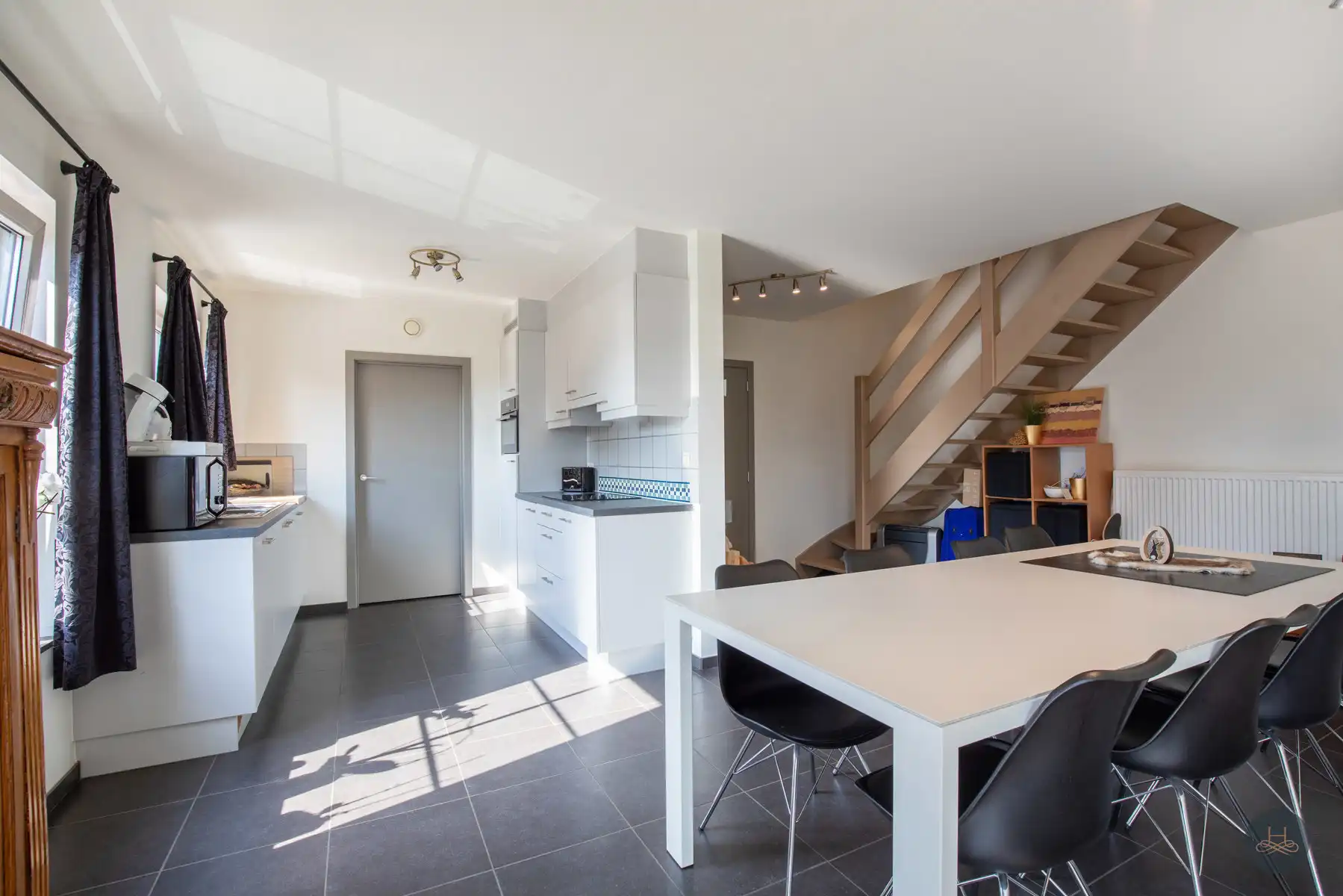 Ruim duplex appartement in centrum Baal foto 9