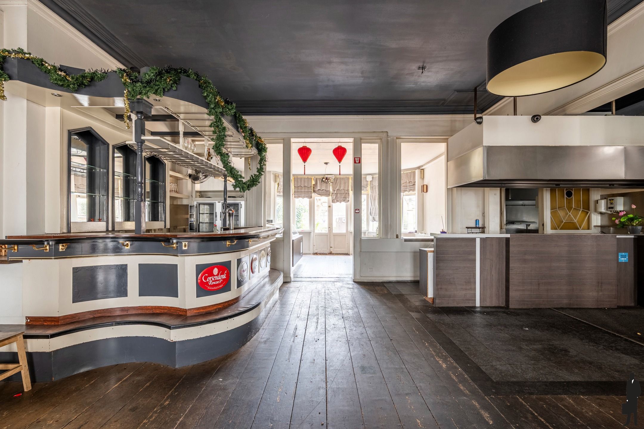 Statig neoclassicistisch herenhuis in hartje Turnhout foto 5