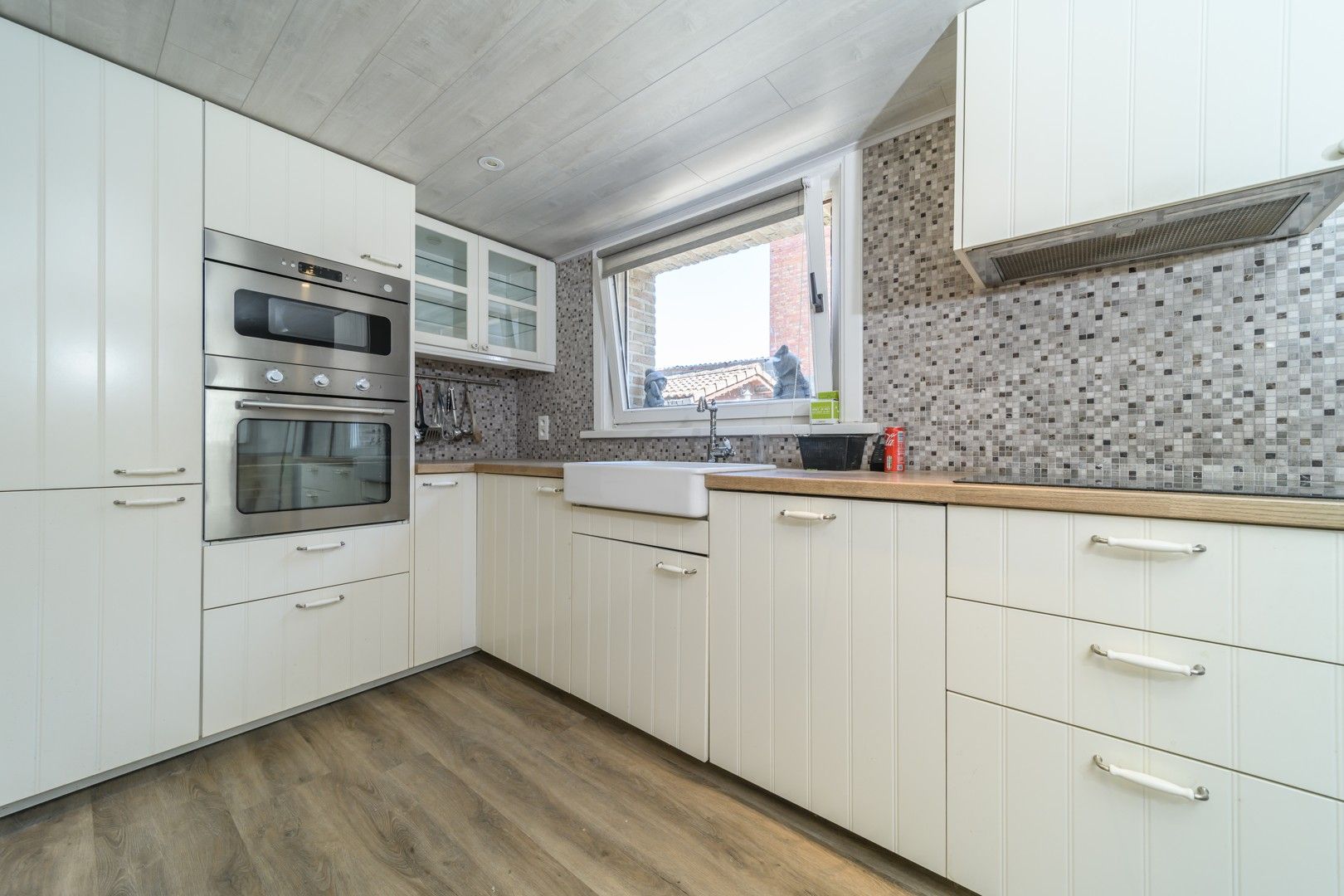 Grotendeels gerenoveerde gezinswoning met 3 slaapkamers en EPC B! foto 6