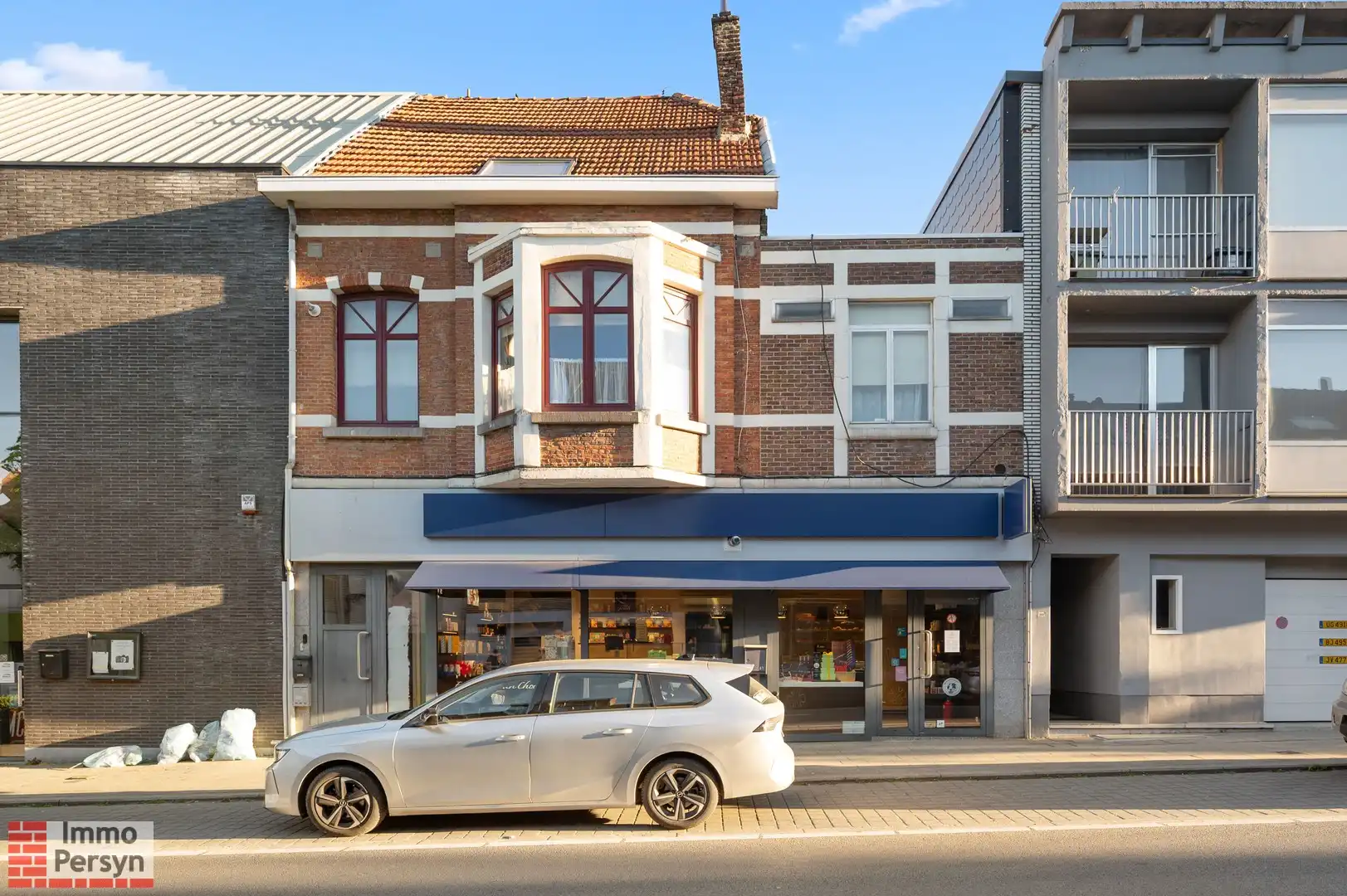 Zorgeloze investering op toplocatie: Gerenoveerd handelspand (Leonidas) in hartje Scherpenheuvel foto 2