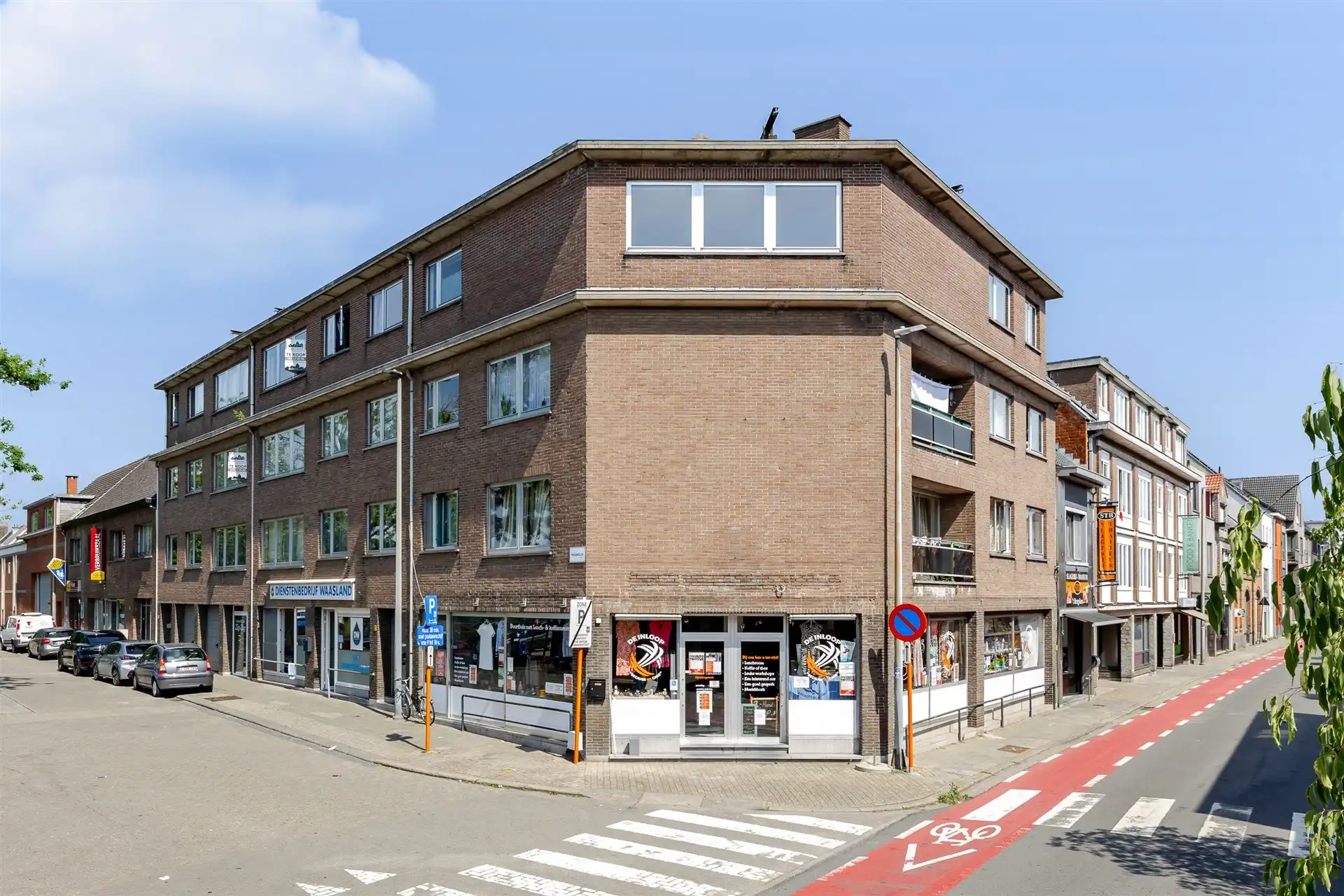 Lichtrijk hoekappartement met 2 slaapkamers in Sint-Niklaas foto 12