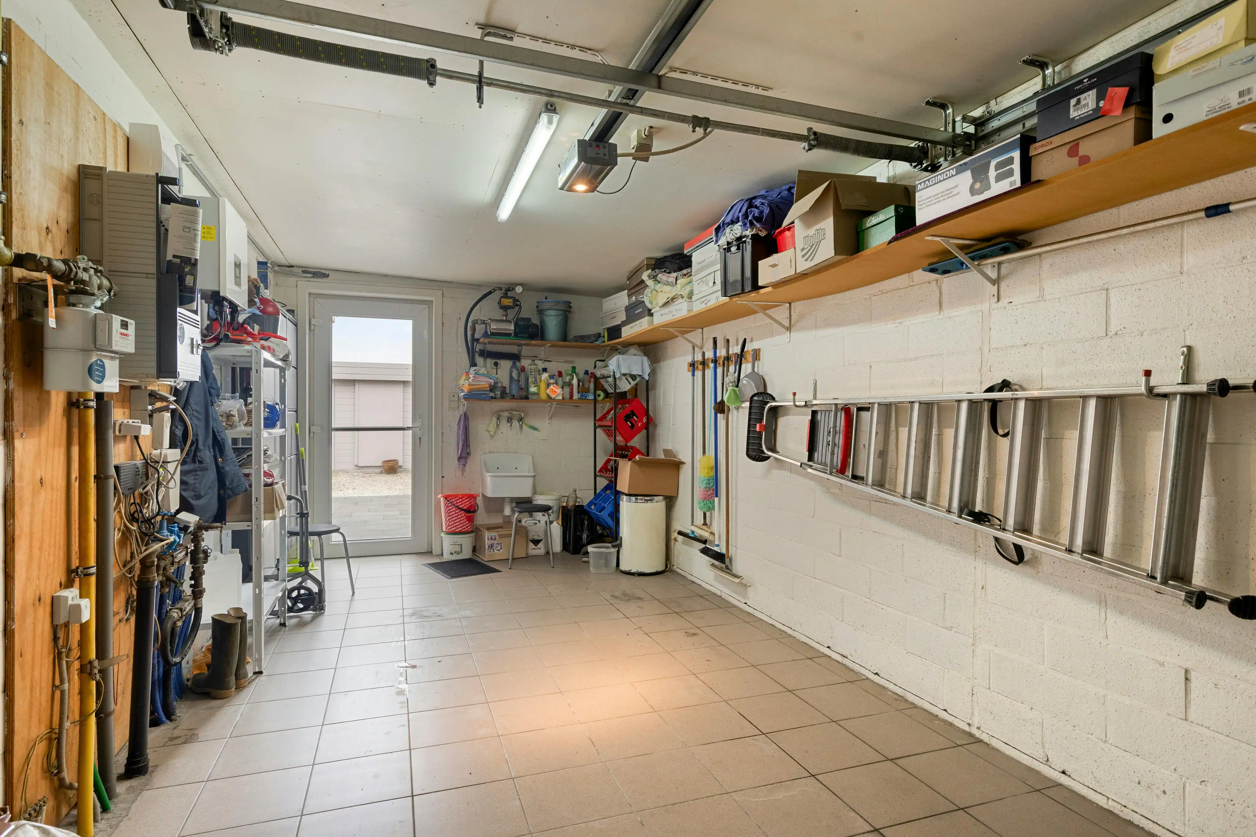 Instapklaar halfopen huis met 4 kamers te koop in Waregem foto 19