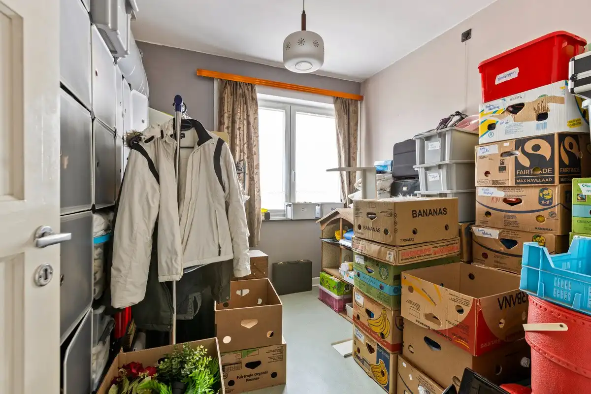 Renovatieproject te koop in Houthalen foto 8