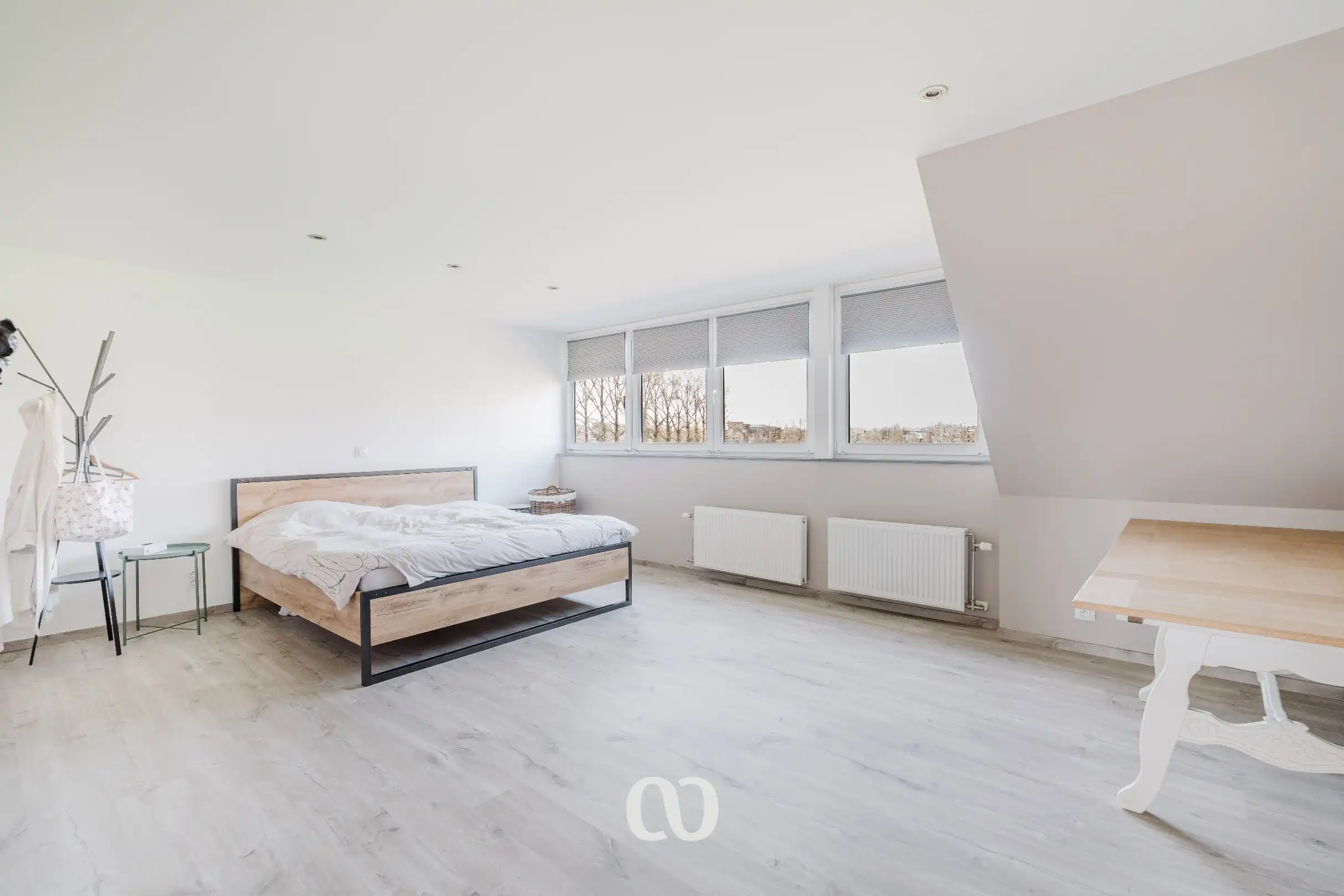 Instapklaar duplex-appartement met terras, zolder en prachtig uitzicht foto 12