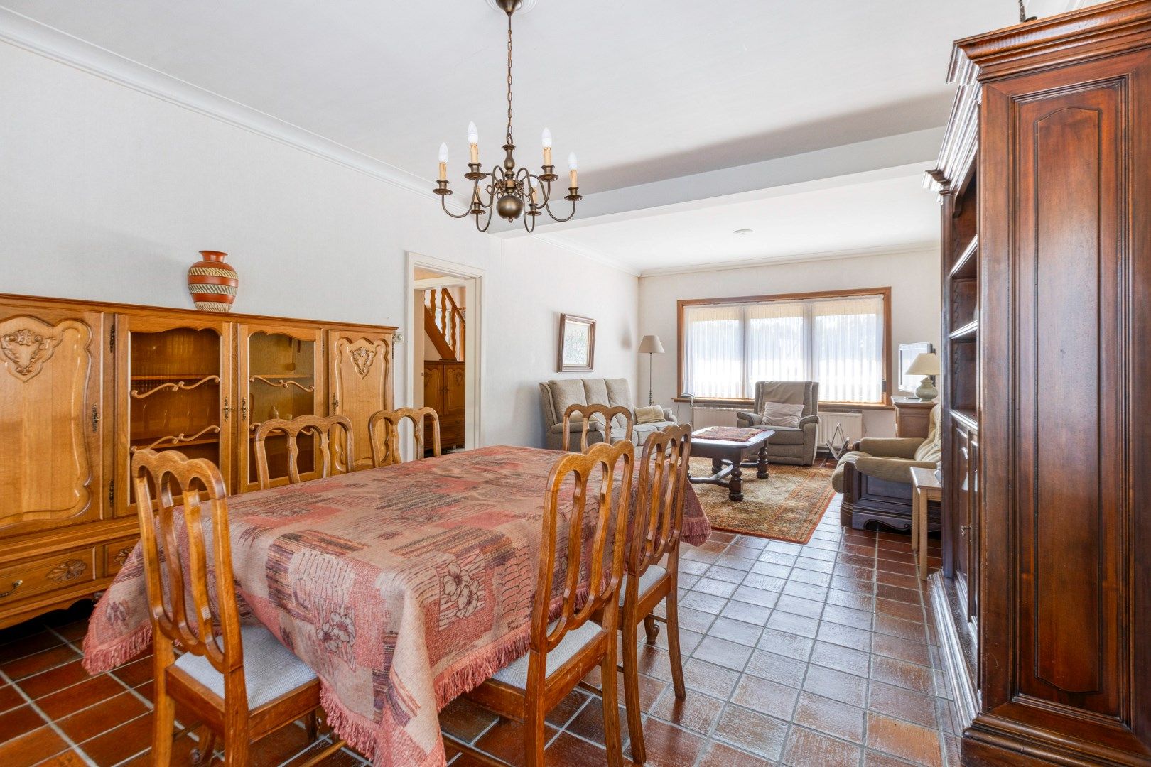 Te renoveren woning met 3 slpks op de grens tussen Geel en Sint-Jozef Olen !  foto 5