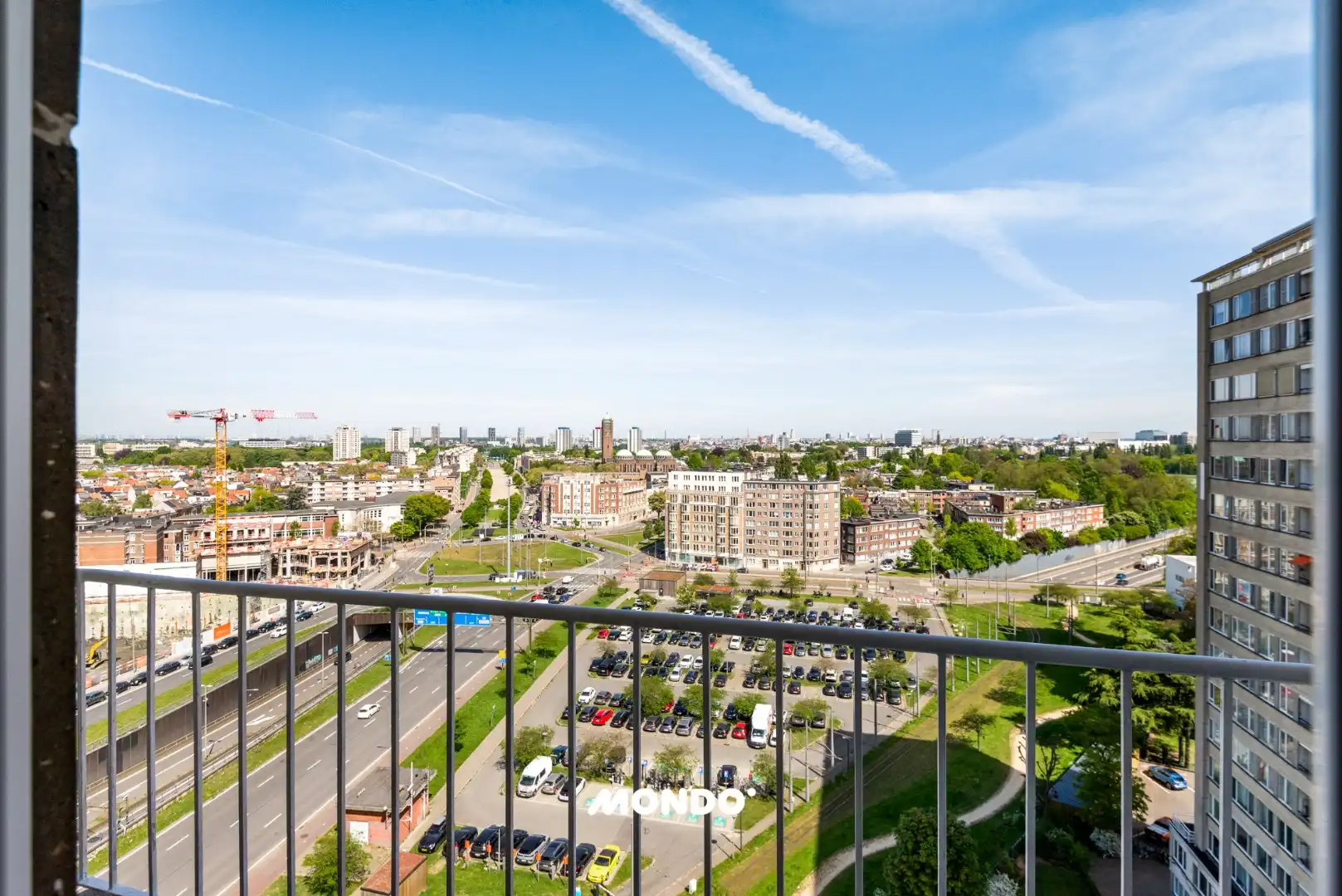 Exclusief appartement met panoramisch zicht op Antwerpen foto 29