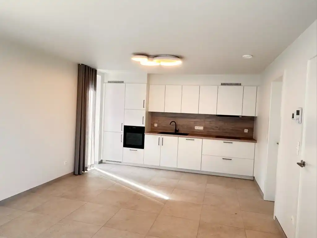 Luxueus appartement in hartje Hasselt foto 2