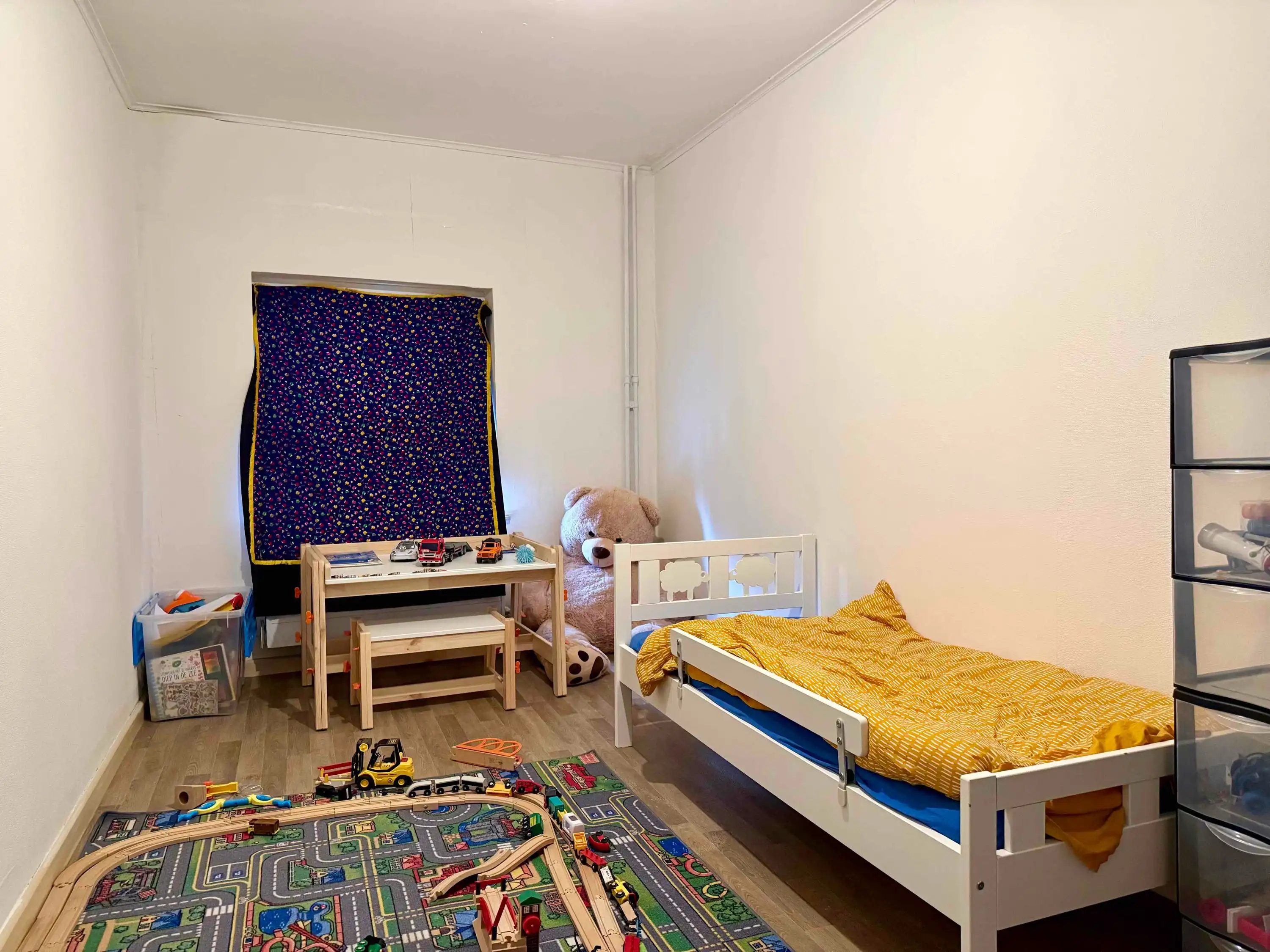 2 Appartementen + 4 winkels foto 19