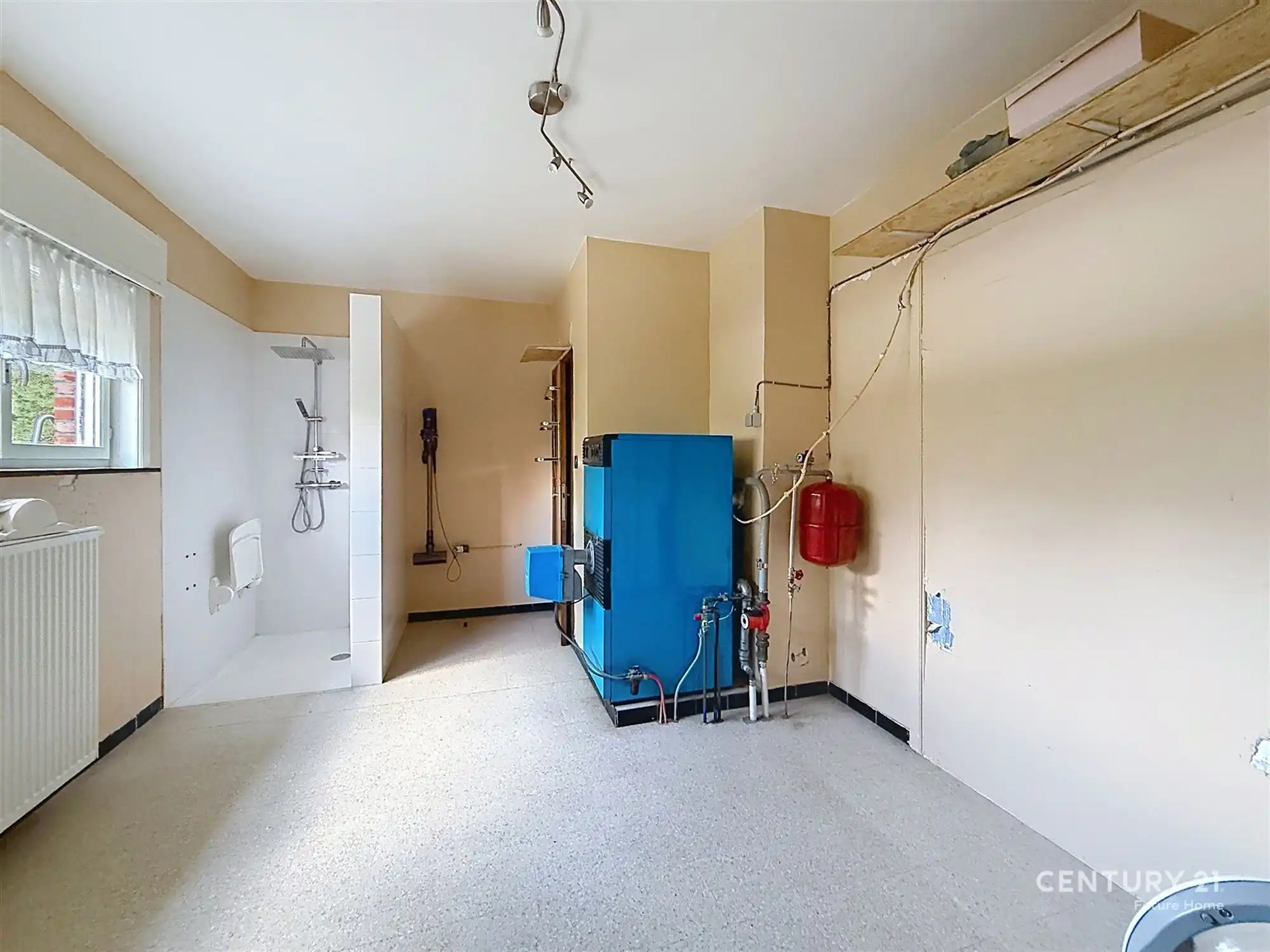 Te renoveren woning op een perceel van 14 are 75 in Baal foto 14