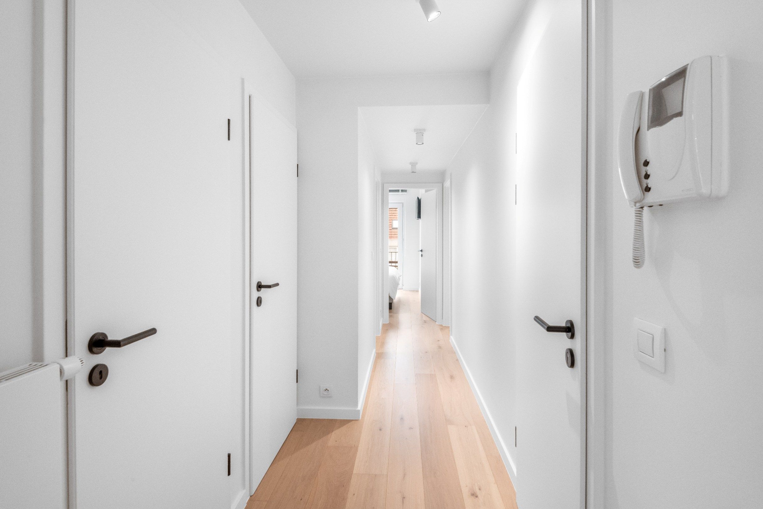 Instapklaar appartement met zuid-west oriëntatie gelegen in het centrum van Knokke. foto 10