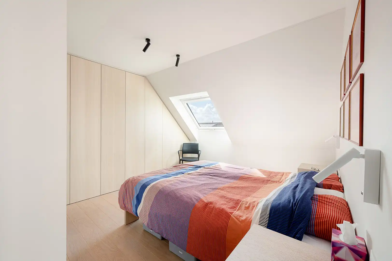 Instapklare duplex appartement met drie slaapkamers en een ruim zonneterras. foto 24