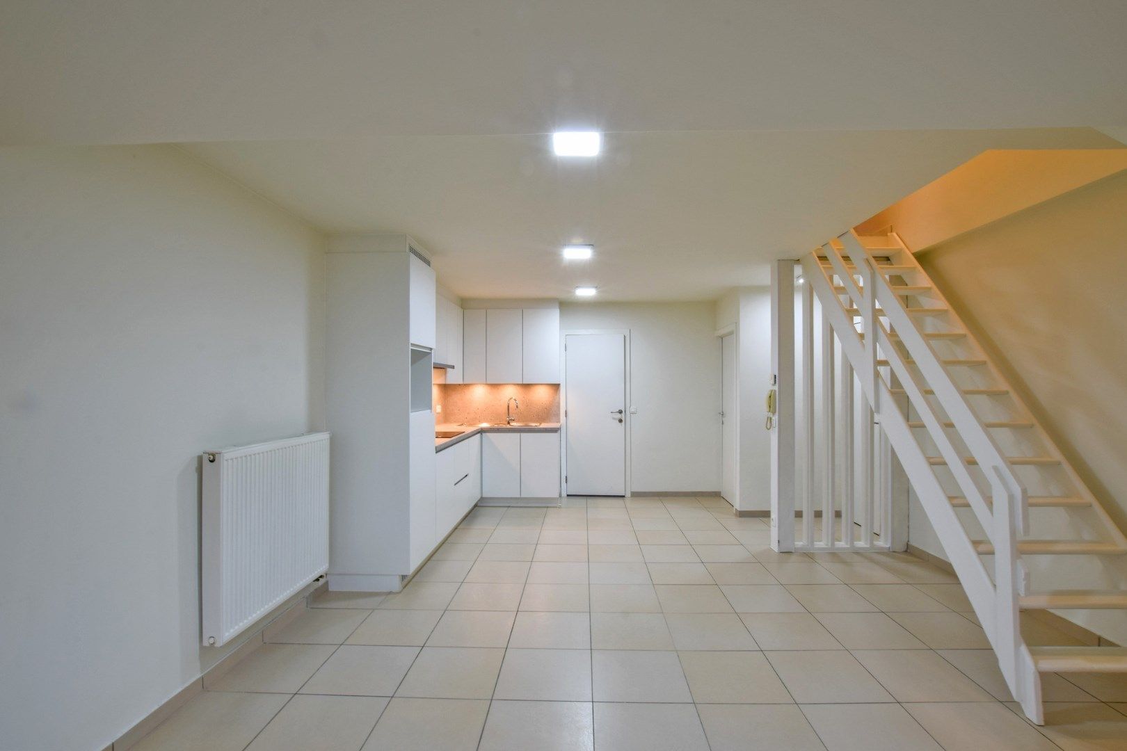 Goed gelegen duplexappartement te Nieuwpoort, gelegen vlakbij het stadspark en de visserskaai.  foto 4