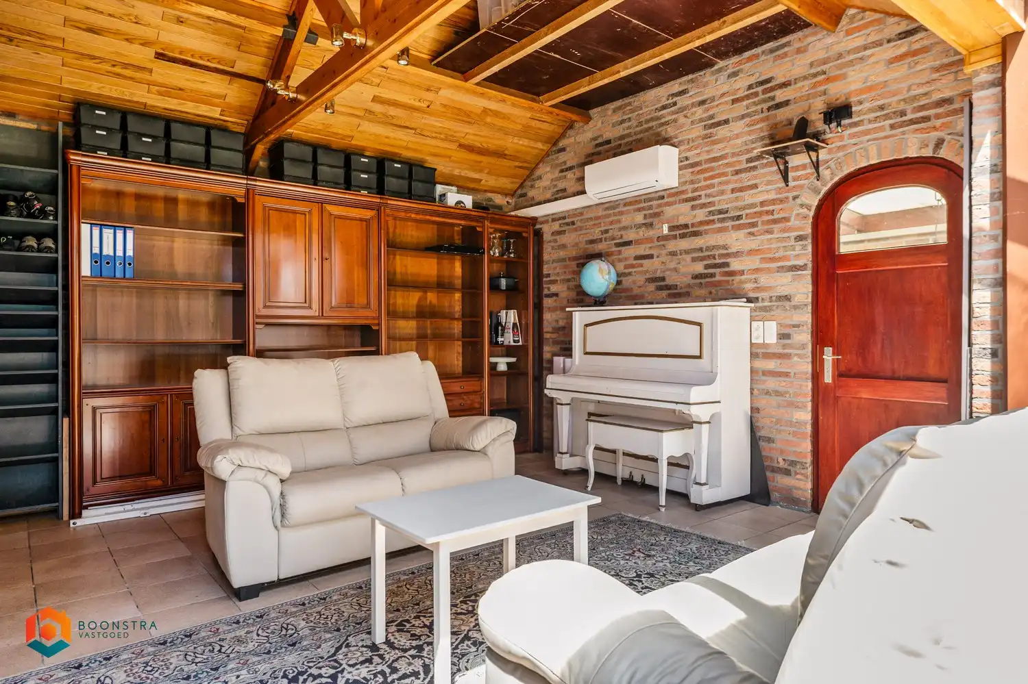 Instapklare woning met 3 slpkrs met gezellig terras en tuin foto 16