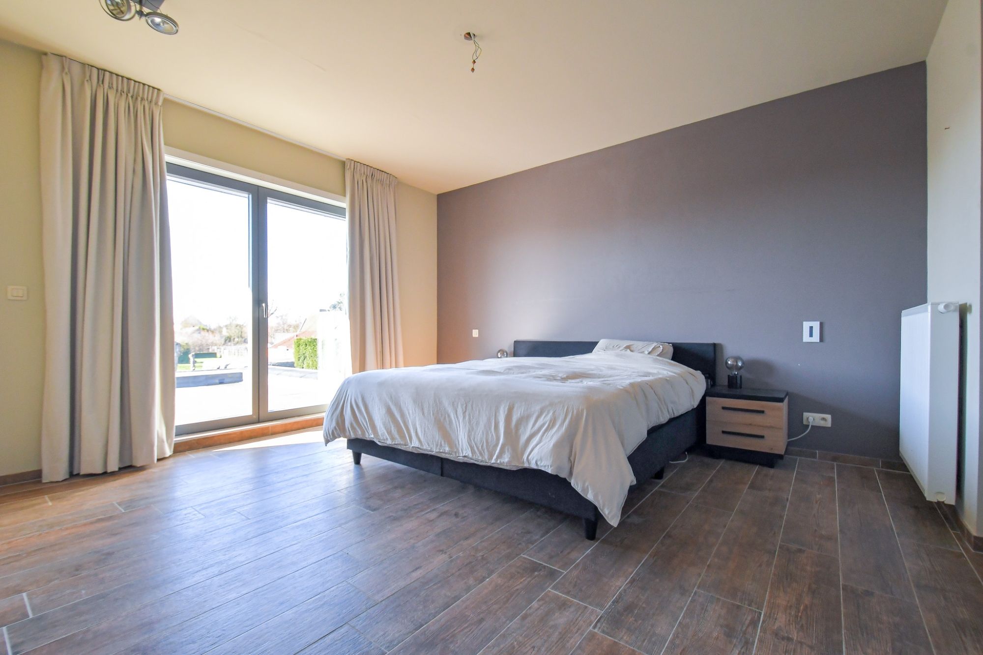 | BEZOEKMOMENT ZAT 28/06 - 11u - 12u30 | Ruime energiezuinige woning met 4 SLPKS, tuin en garage in het centrum van Klemskerke foto 18