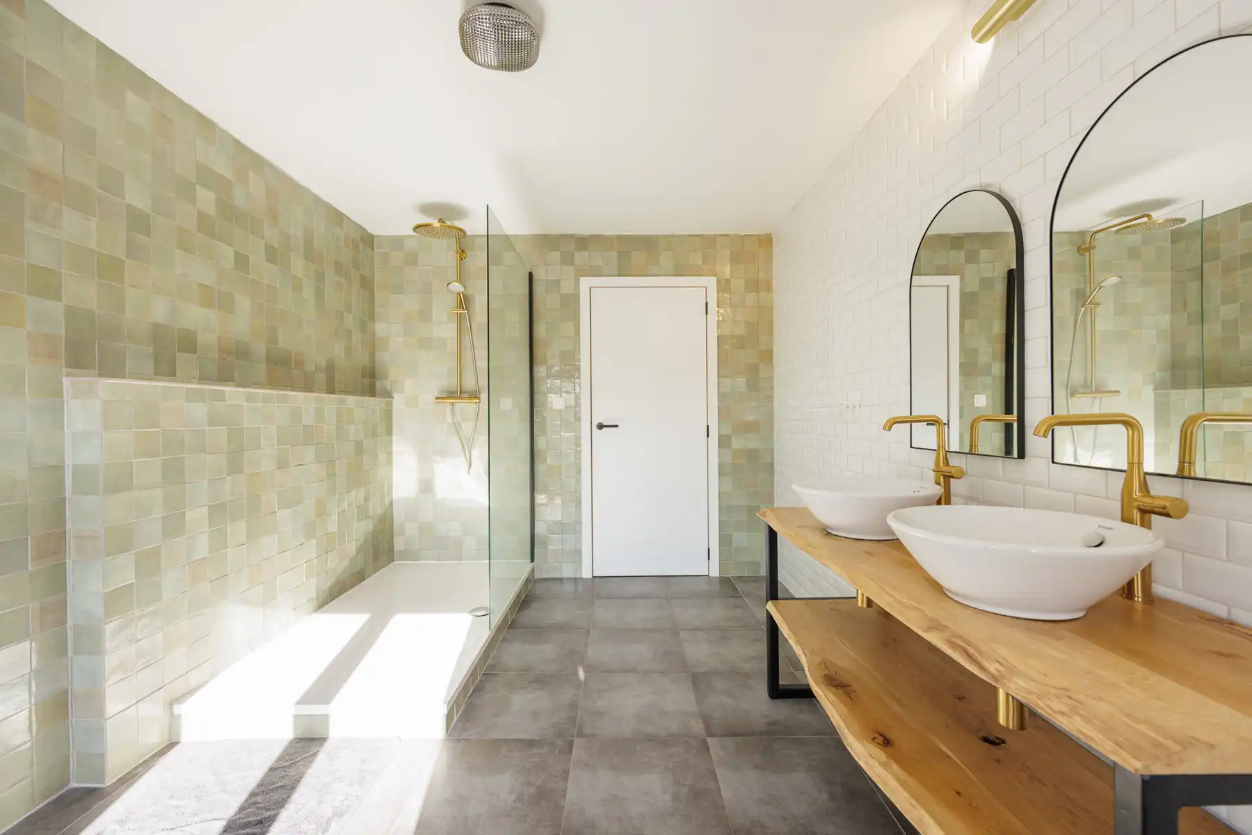 Recent gerenoveerde woning met 2 slpks nabij het centrum foto 19