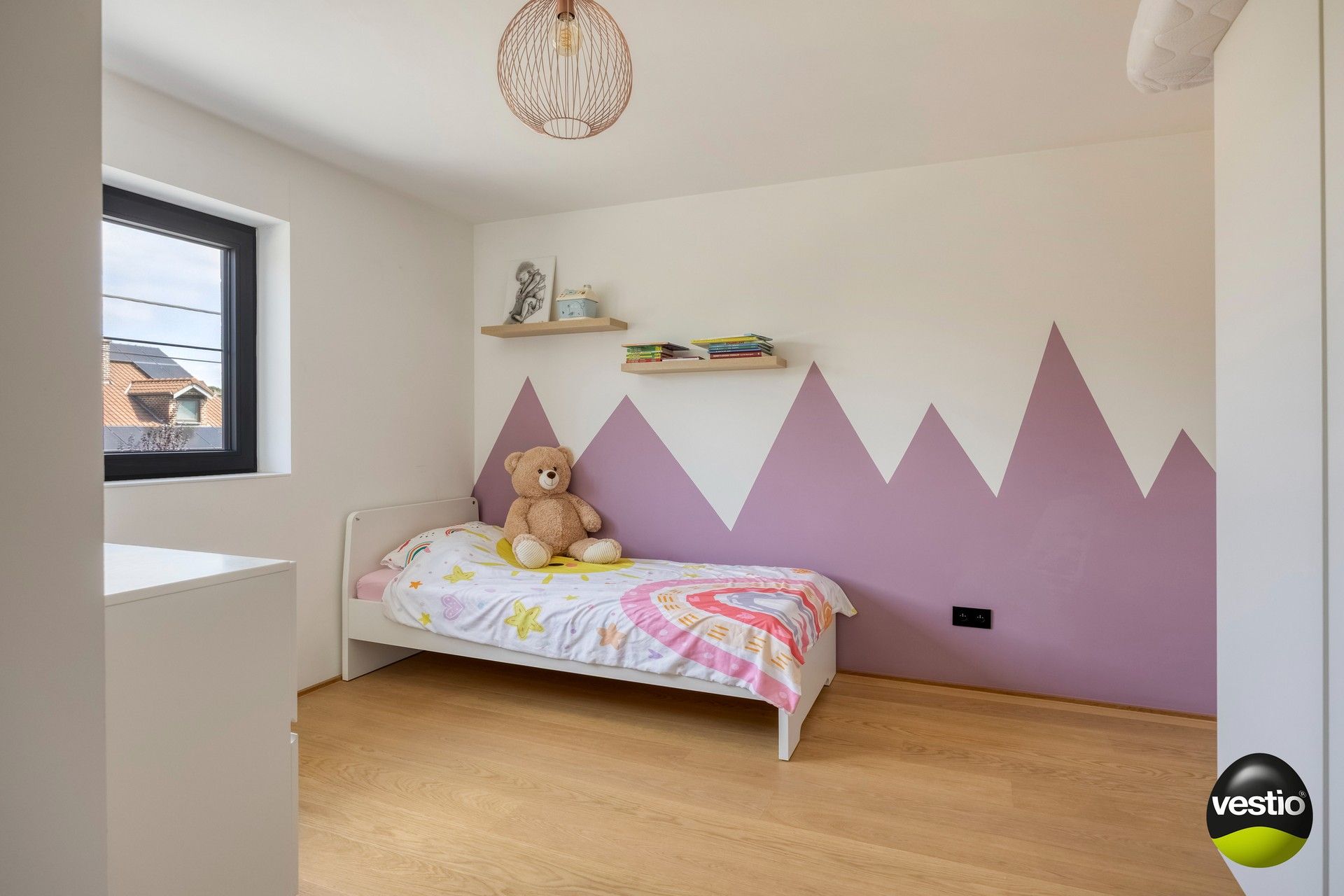 GERENOVEERDE, ENERGIEZUINIGE WONING OP RUSTIGE LOCATIE foto 32
