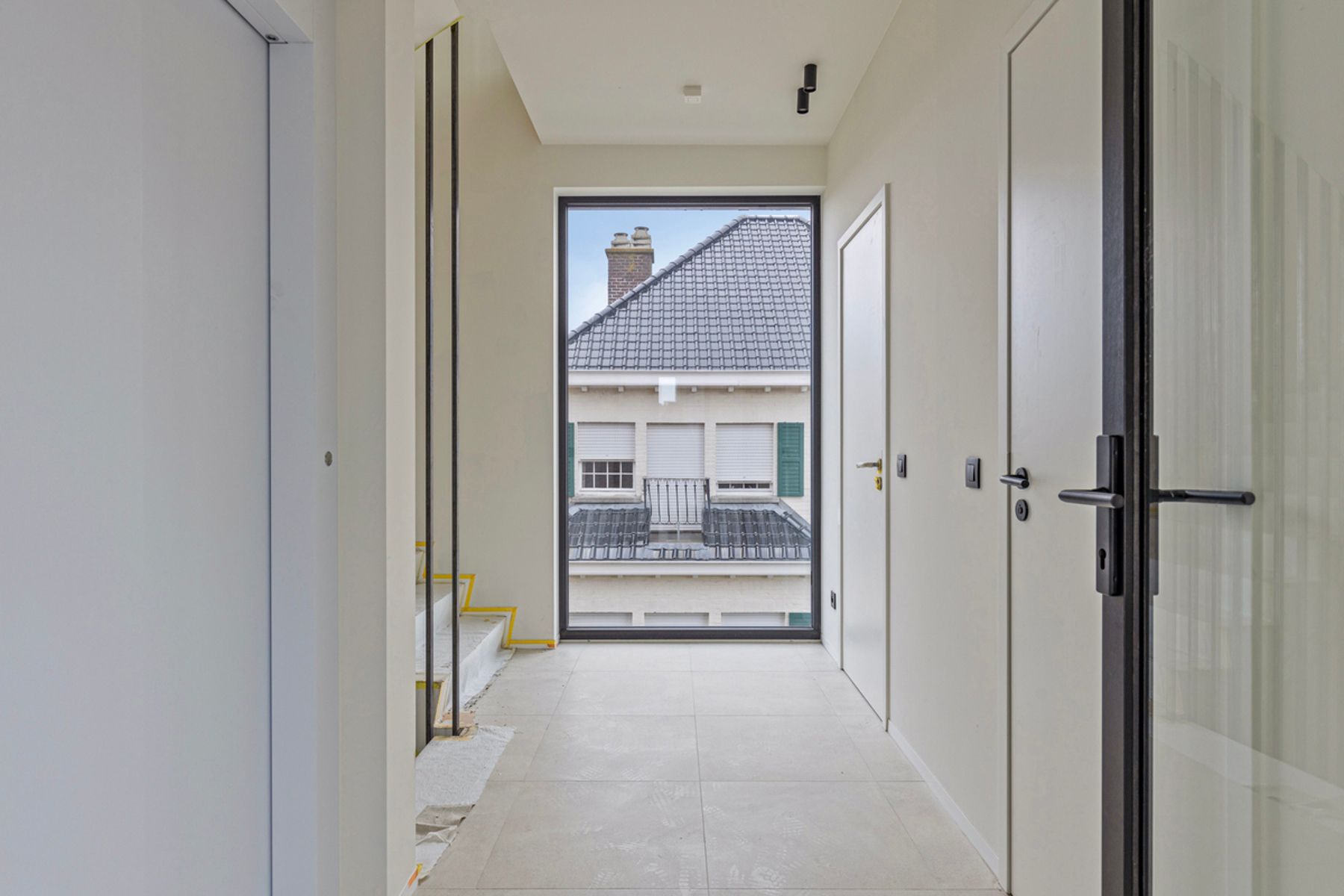 Kantoor te huur foto 3