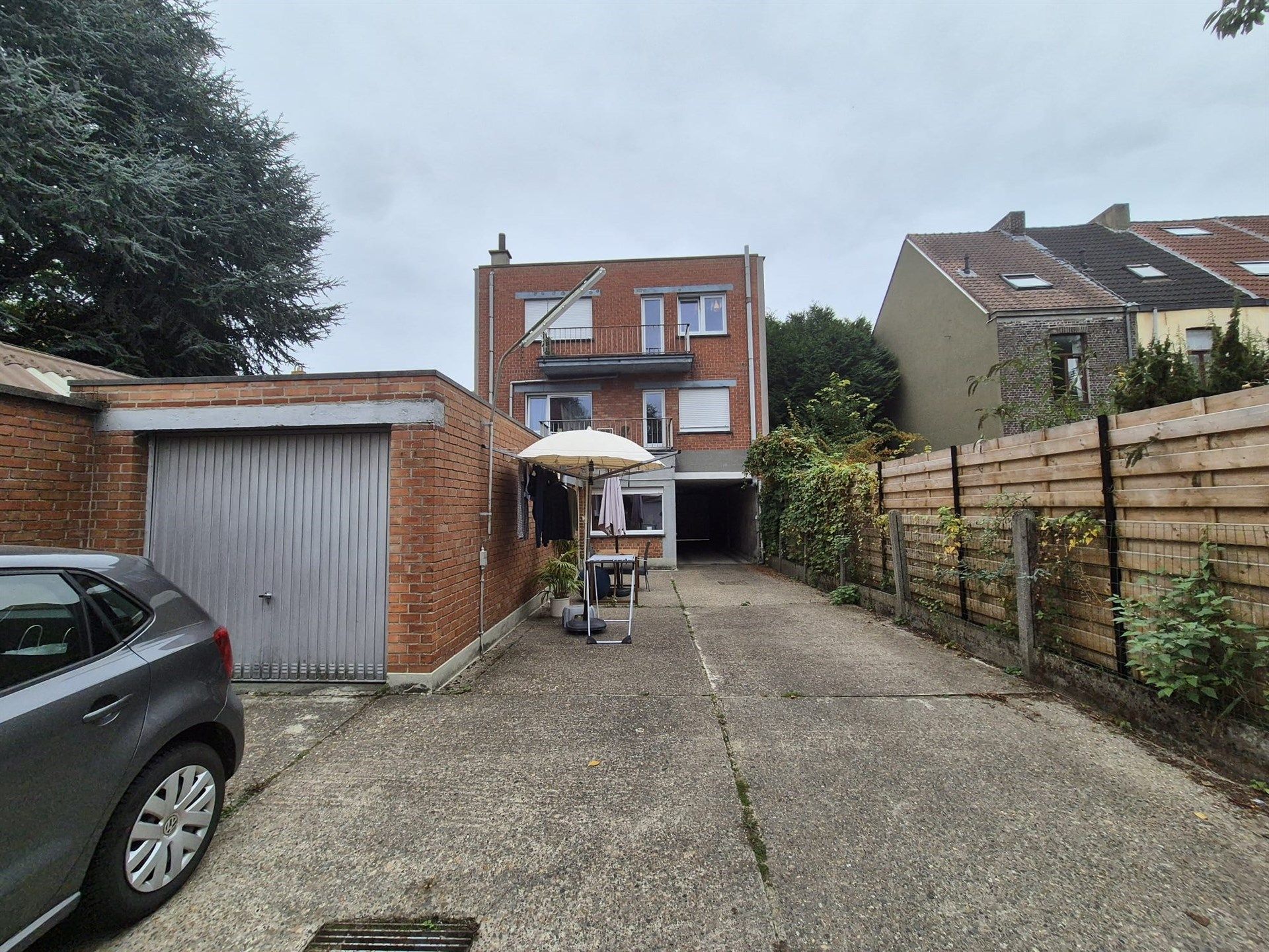 Gunstig gelegen gelijkvloers appartement met garage. foto 23