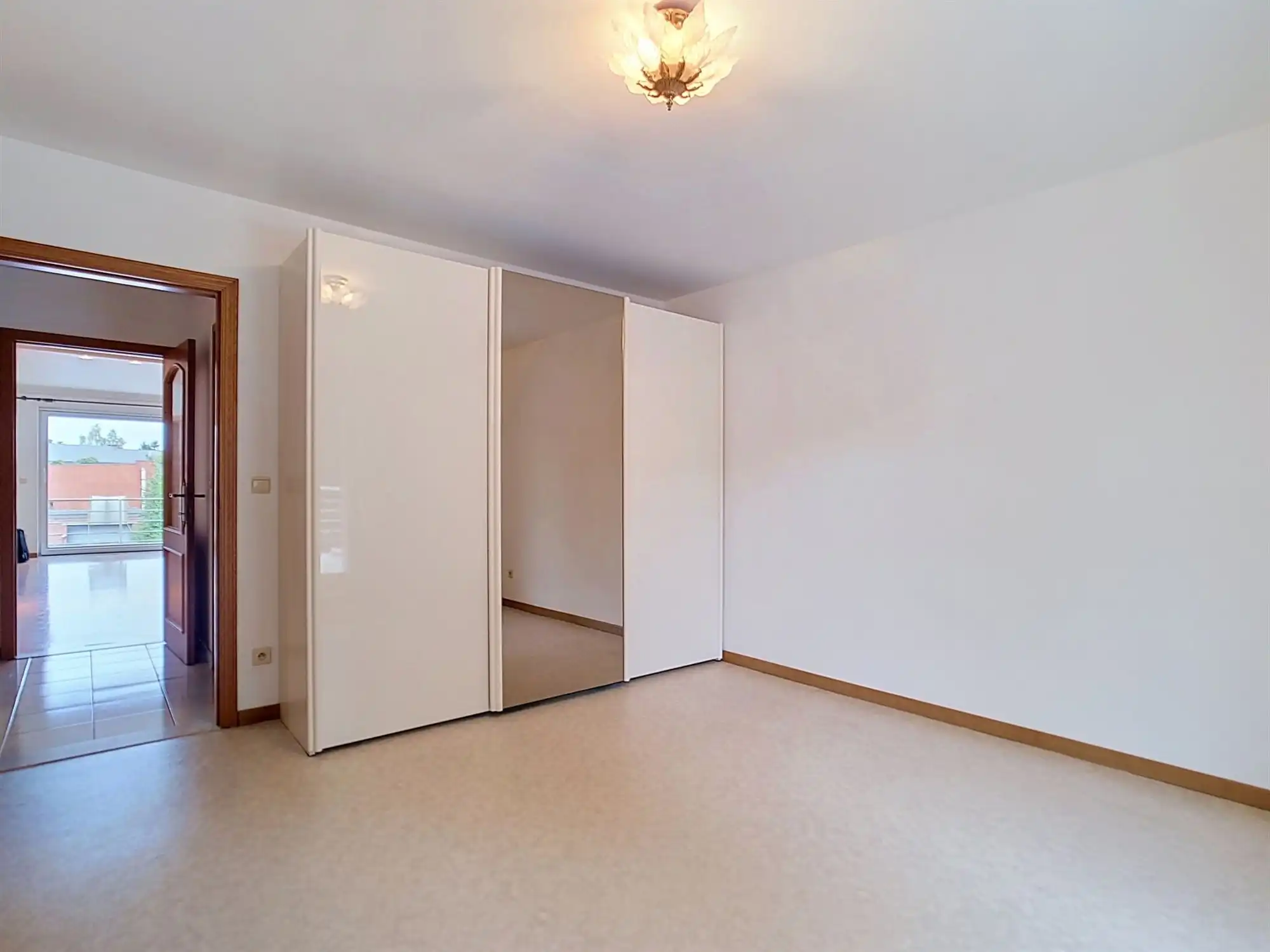 Ruim 2-slaapkamerappartement met twee terrassen op een goede locatie foto 8