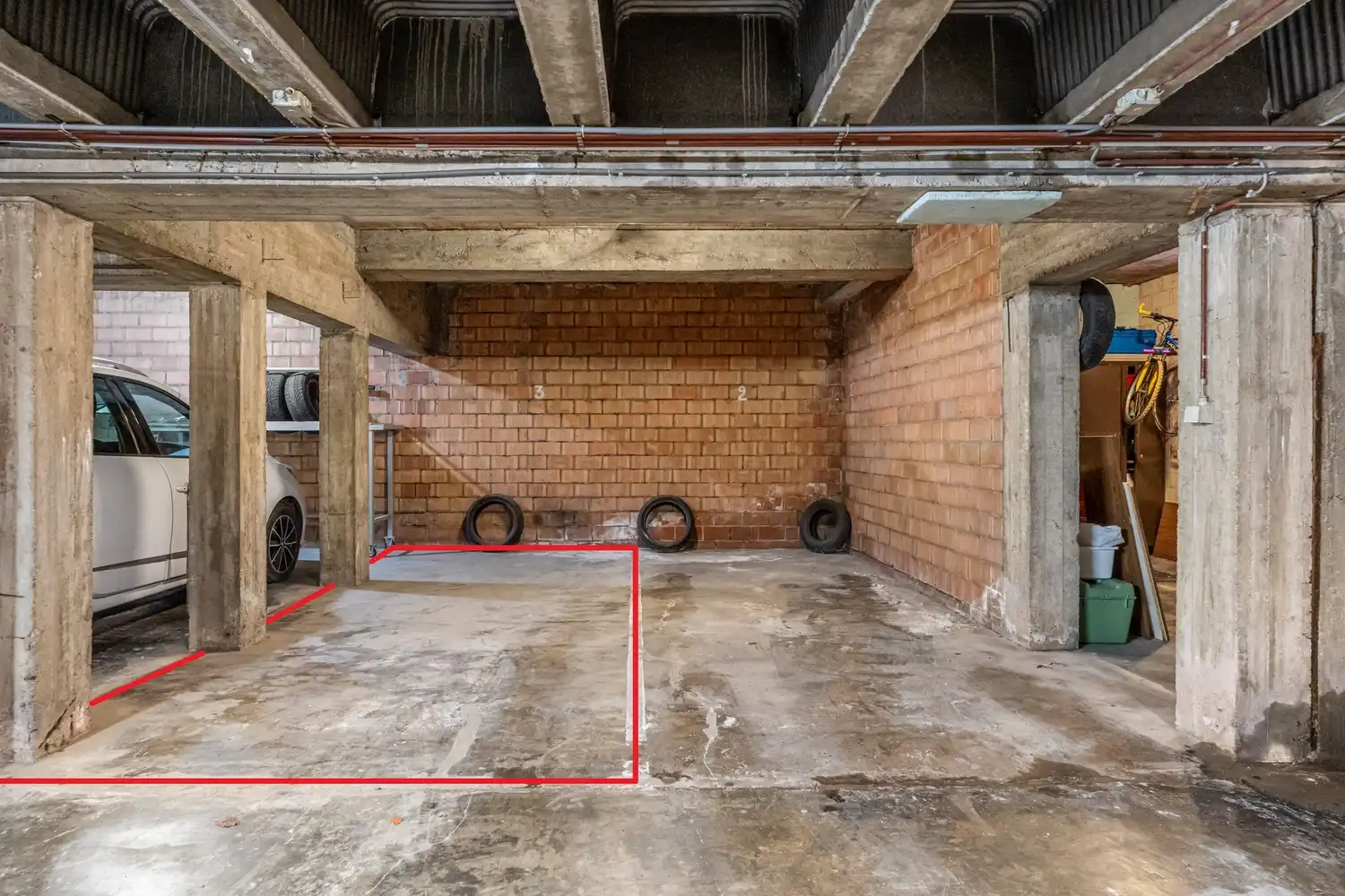 Gunstig gelegen appartement met 2 slaapkamers en 2 autostaanplaatsen foto 17