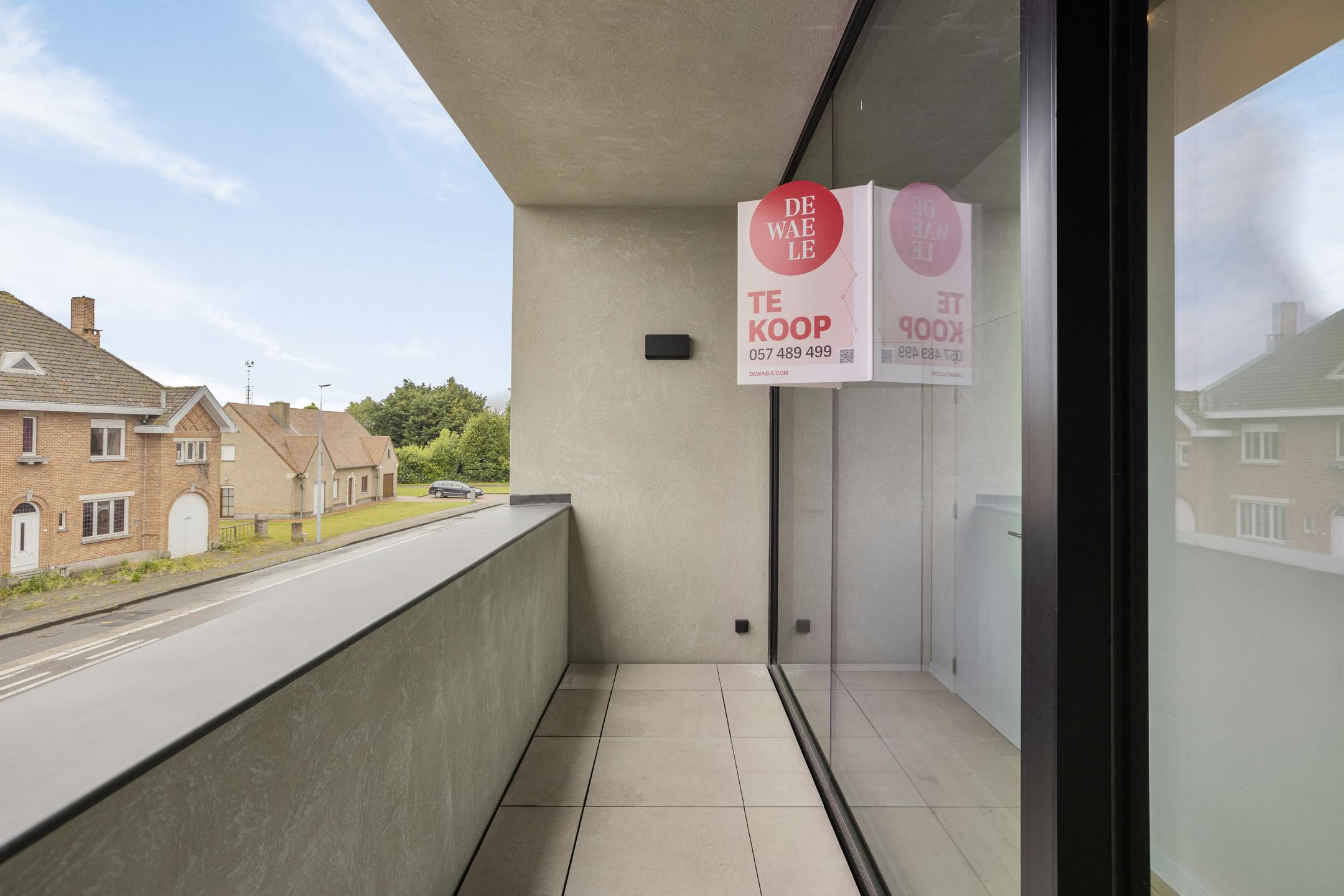 Nieuw instapklaar appartement te koop in Poperinge op centrale ligging foto 12