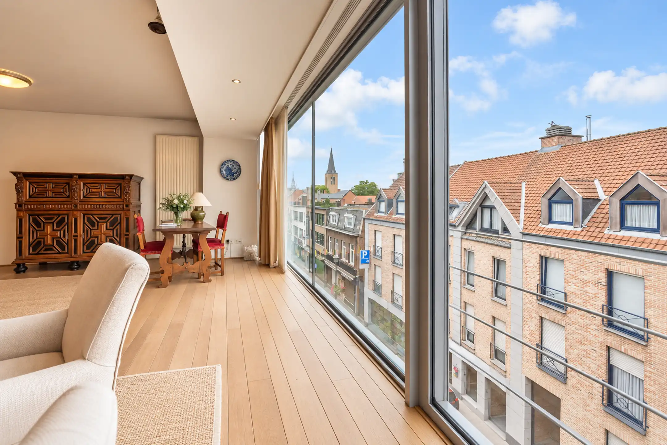 Instapklaar appartement van ca. 144 m² met garage foto 10