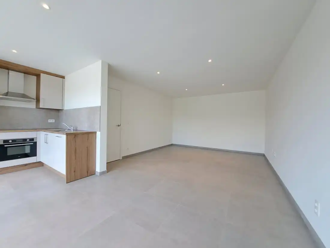 Modern ruim energiezuinig duplex appartement te Dilsen-Stokkem foto 4