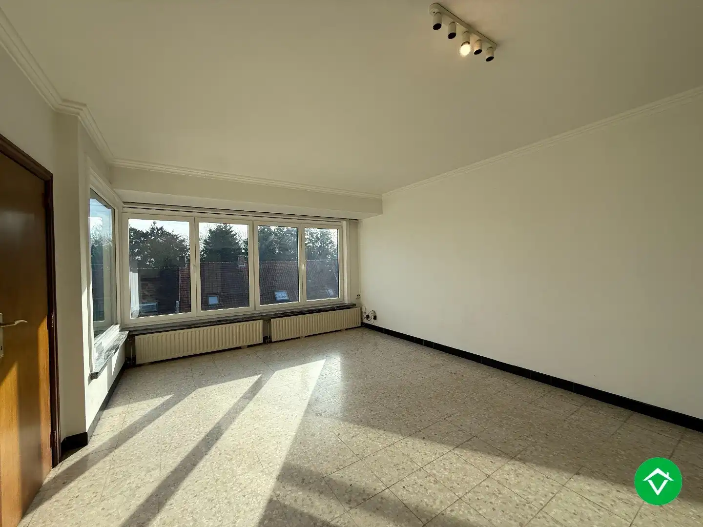 Appartement met 2 slaapkamers te Roeselare foto 4