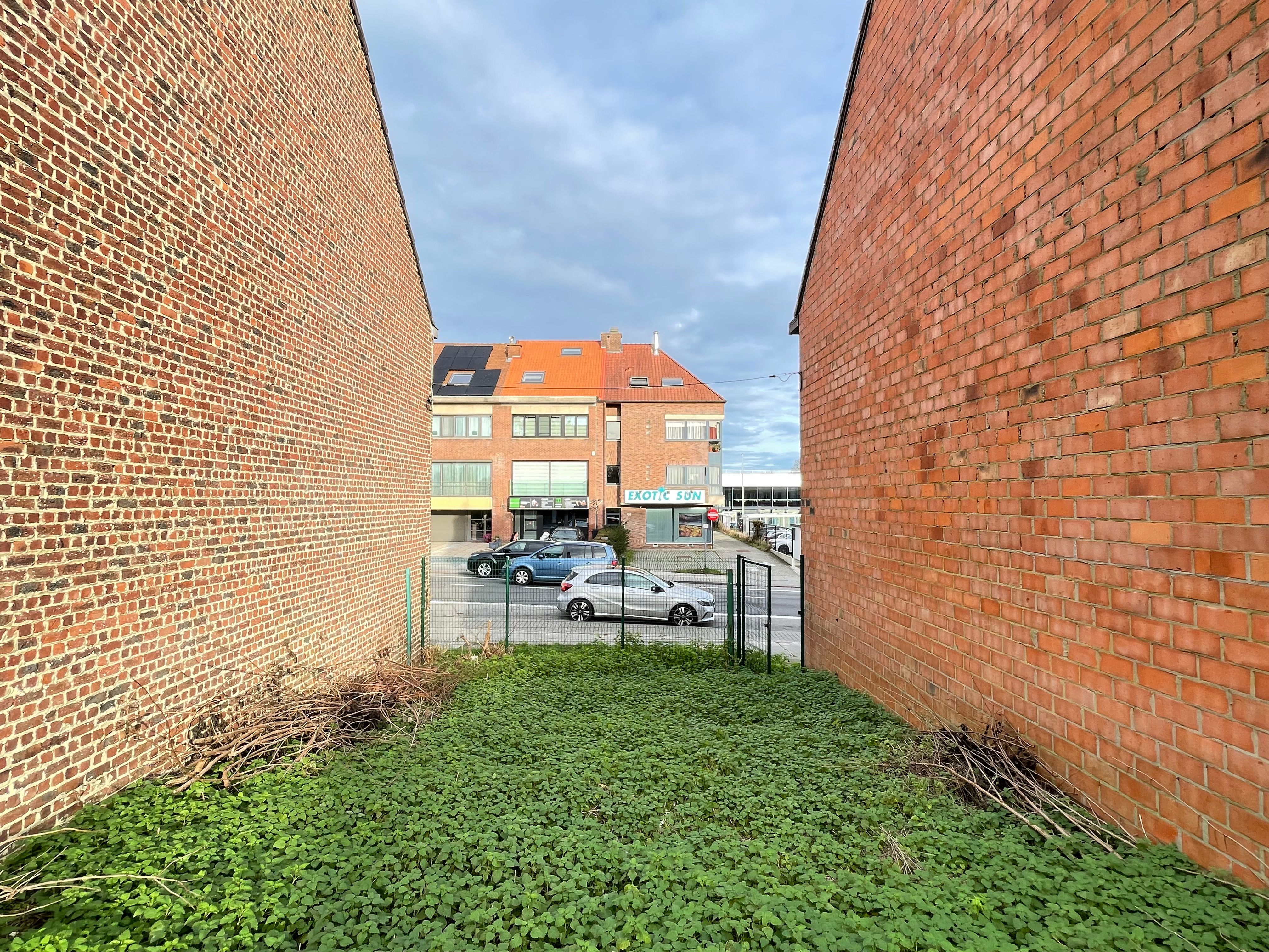 Bouwgrond 2 gevel woning met tuin foto 6