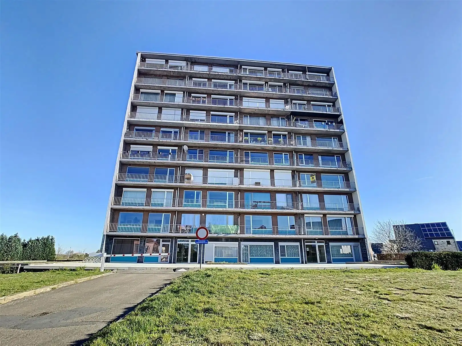 Instapklaar App met 2 slpks, autobox en kelder foto 30