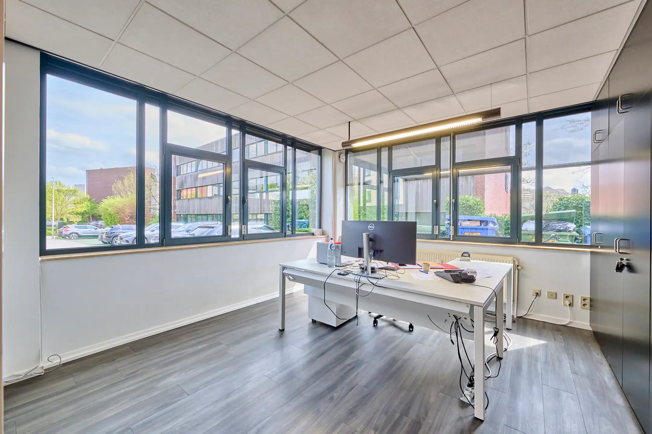 Kantoorgebouw te huur in Hasselt foto 9