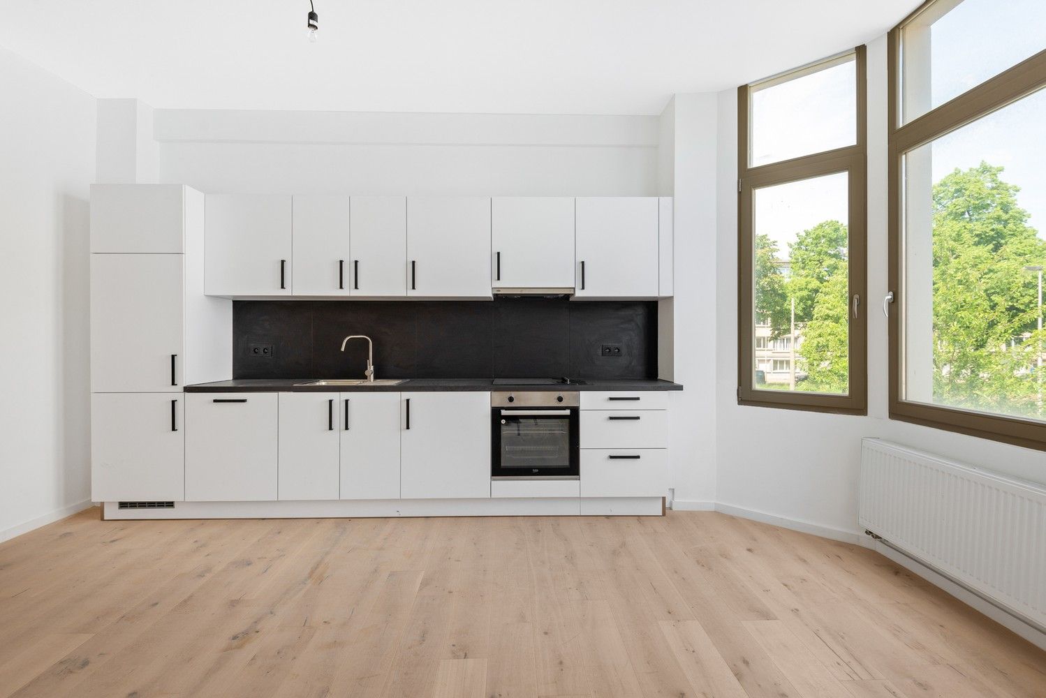 Prachtig gerenoveerd appartement met 2 slaapkamers in rustige straat te koop te Antwerpen foto 6