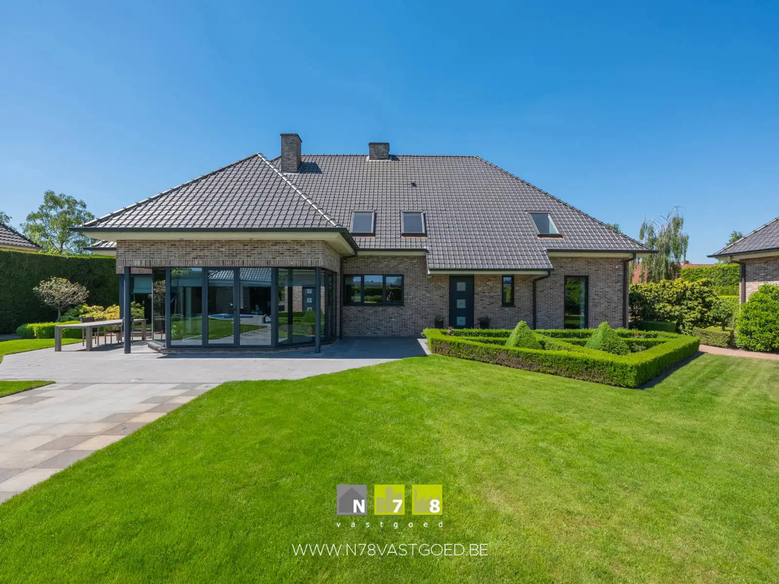 Villa te koop foto 48