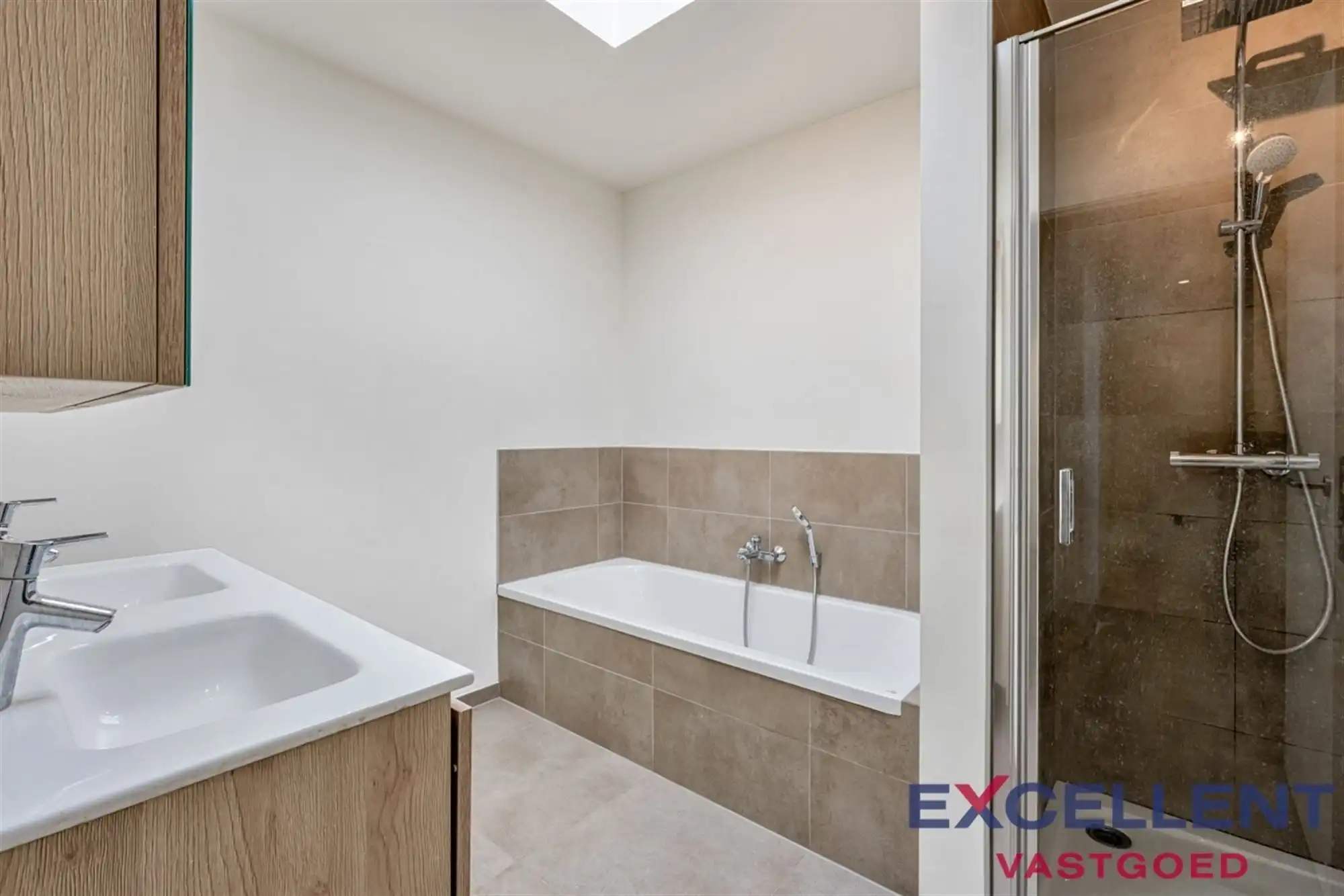 Moderne, zeer recente woning te Deinze-Astene foto 10