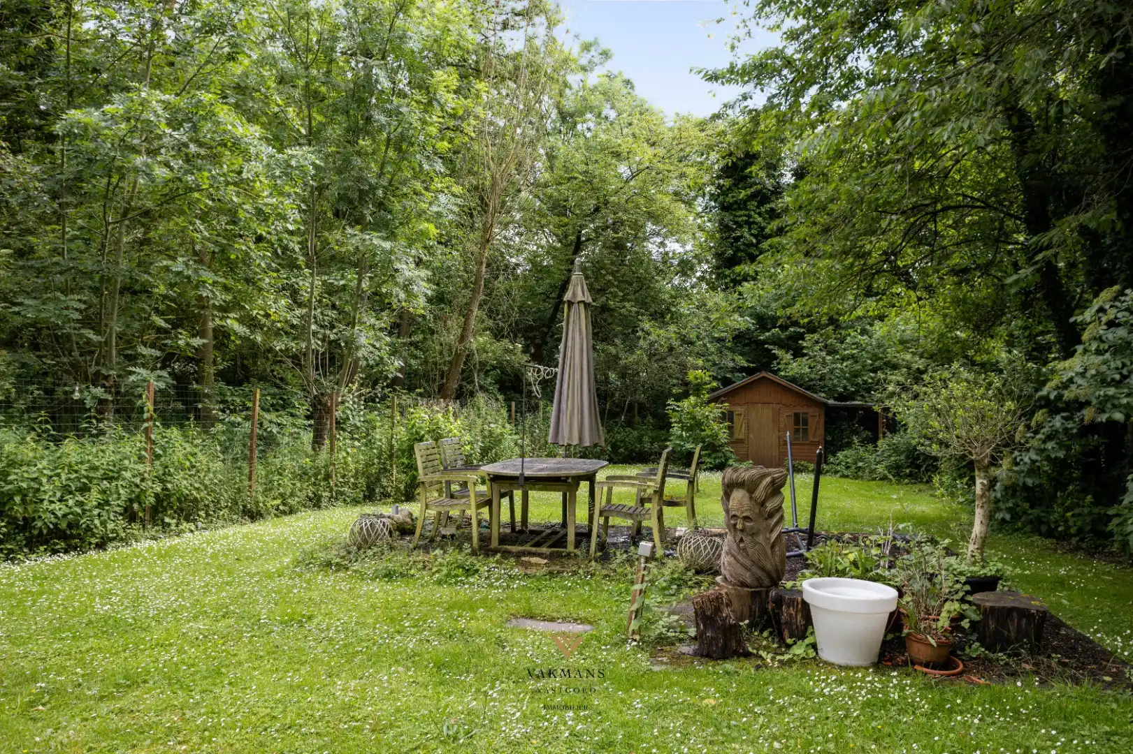 Instapklare gezinswoning met prachtige zuidgerichte tuin foto 25